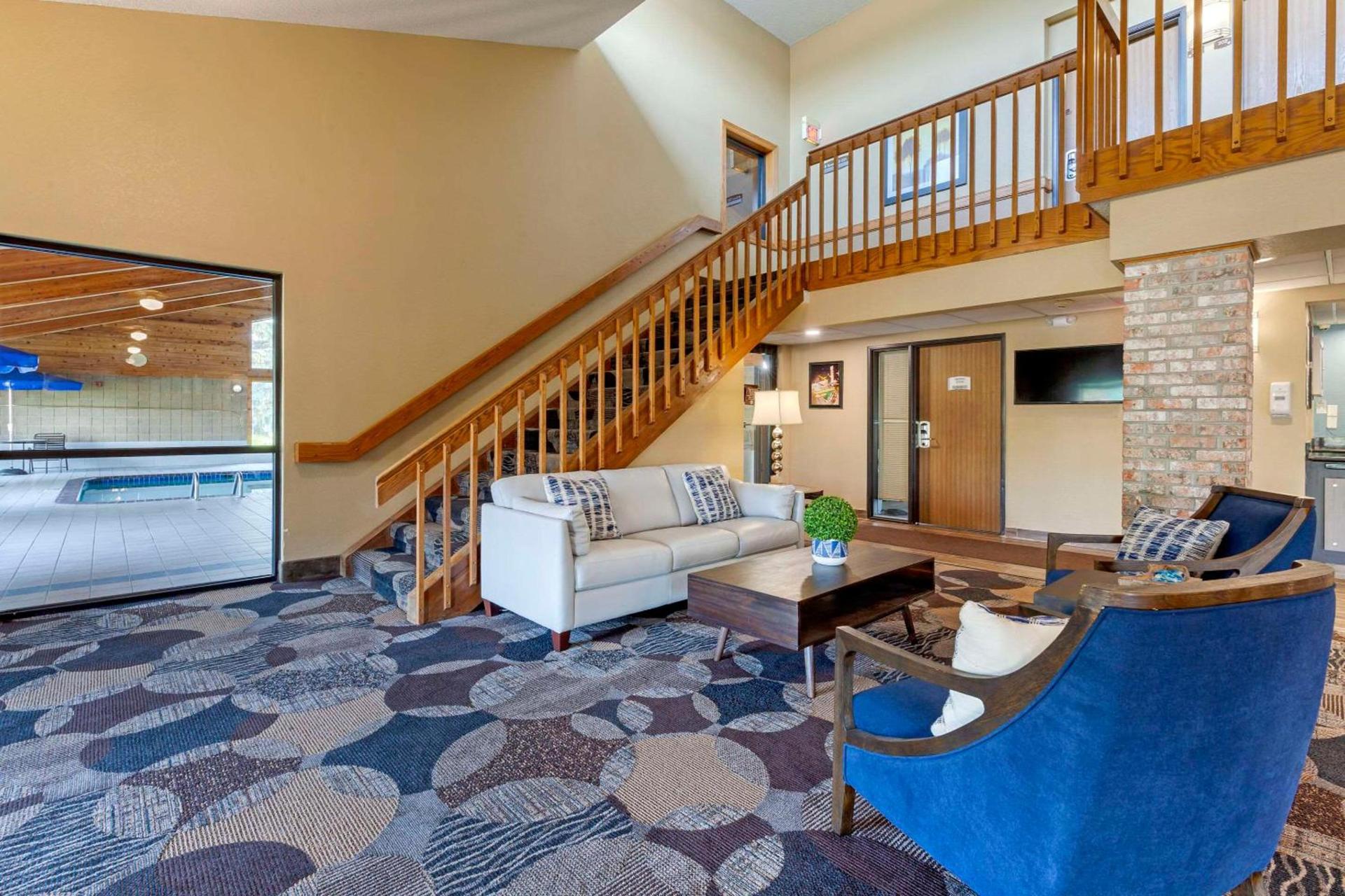 Quality Inn Oshkosh Aviation Park photo 5