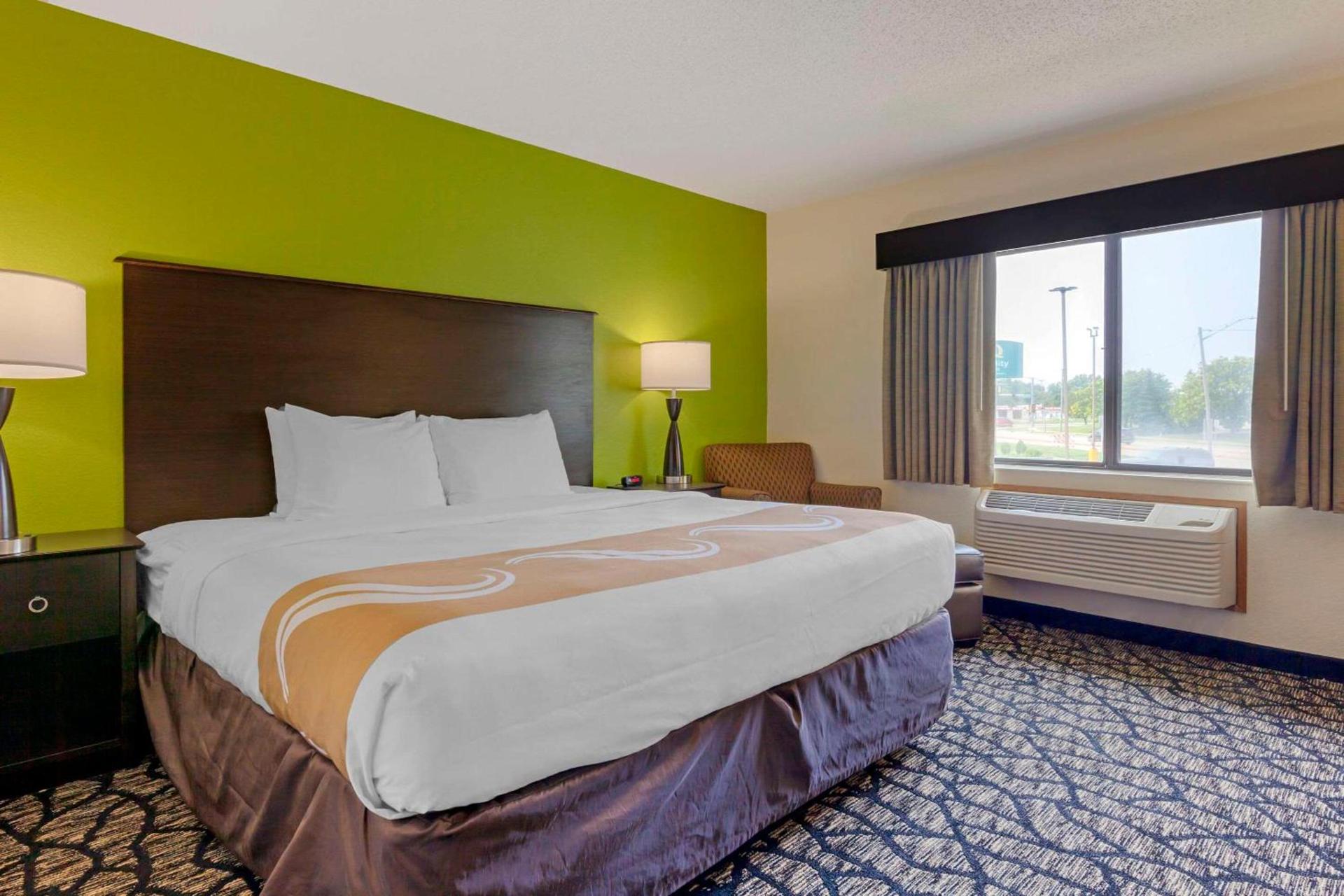 Quality Inn Oshkosh Aviation Park photo 17
