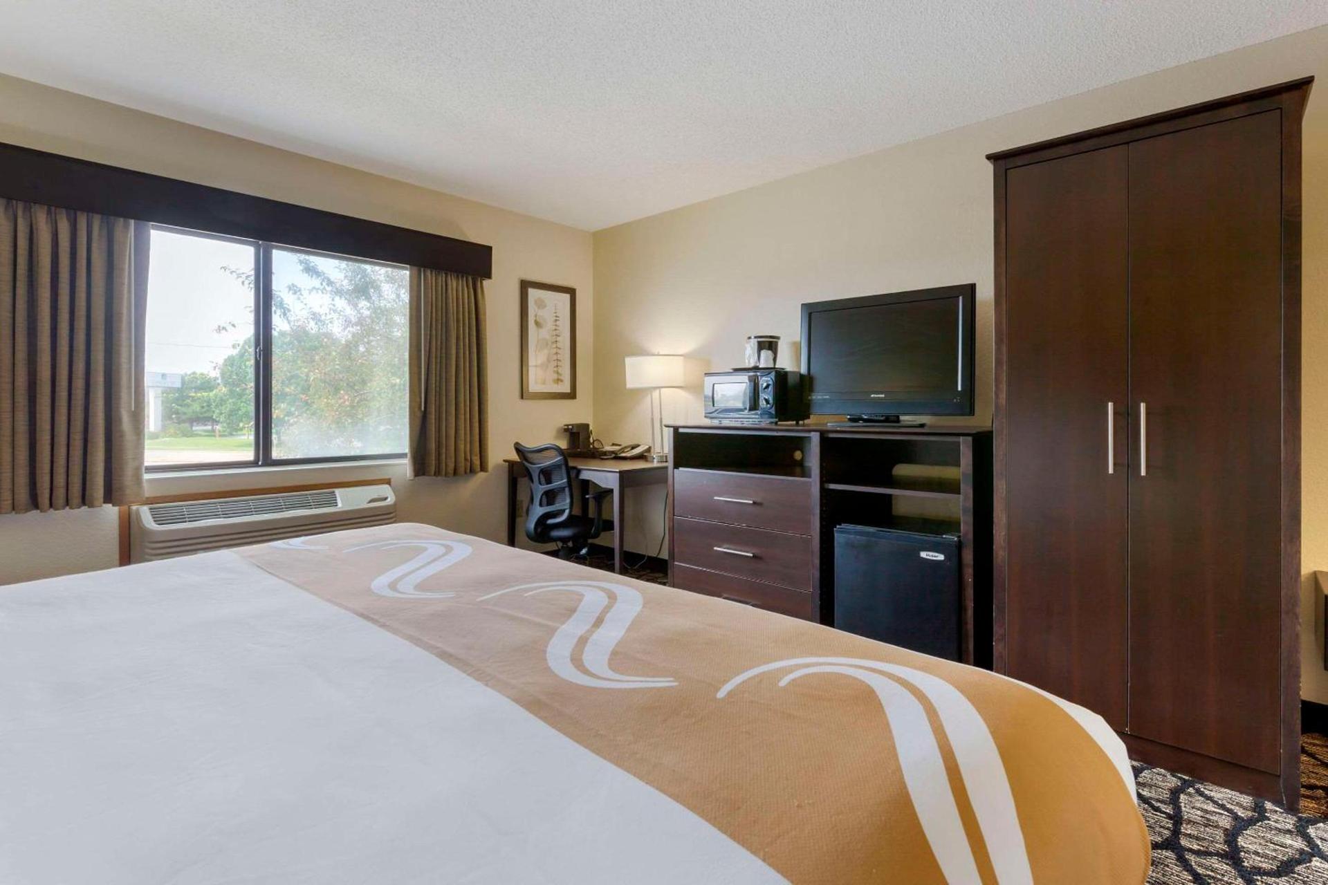 Quality Inn Oshkosh Aviation Park photo 19