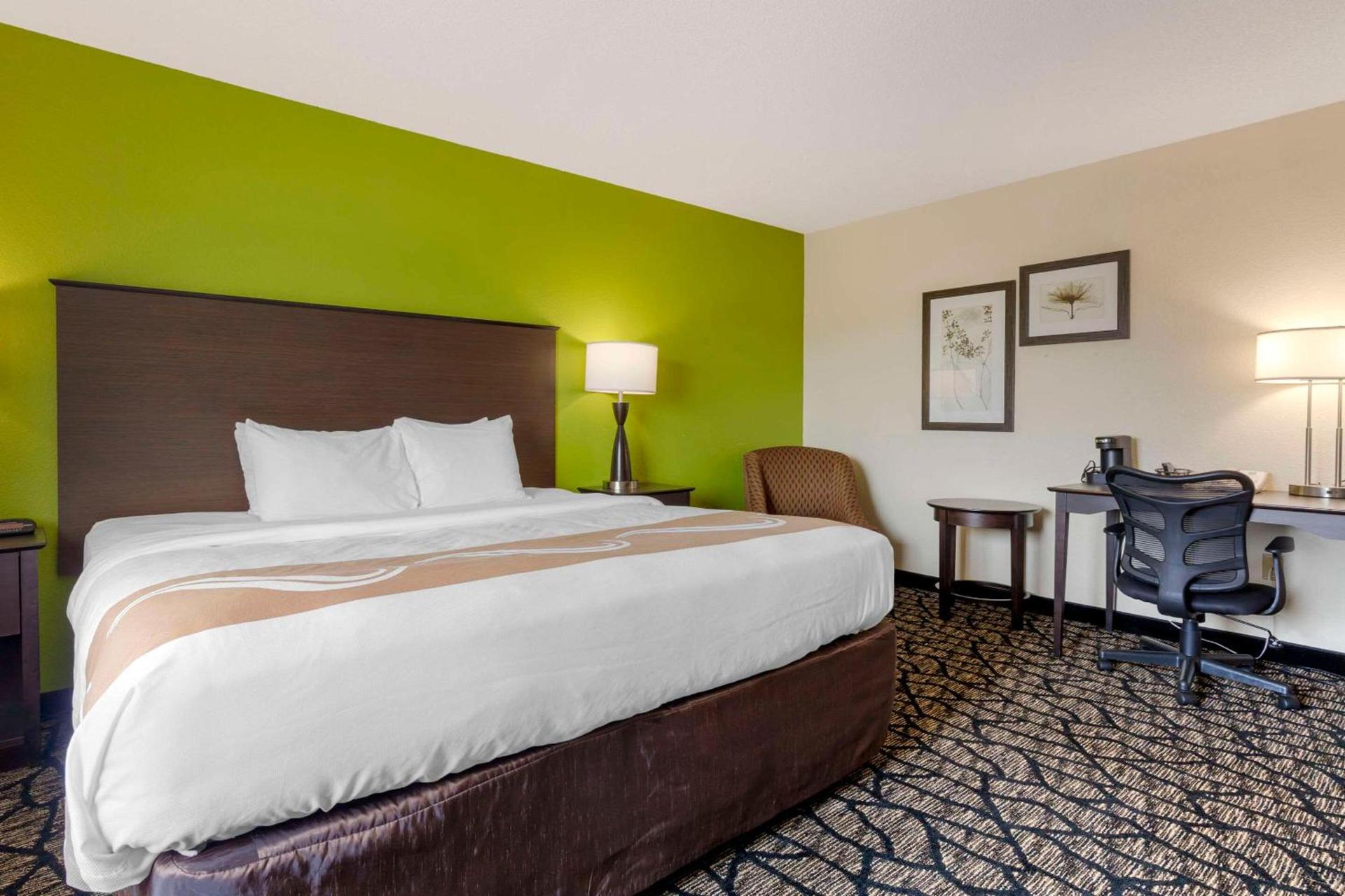 Quality Inn Oshkosh Aviation Park photo 22