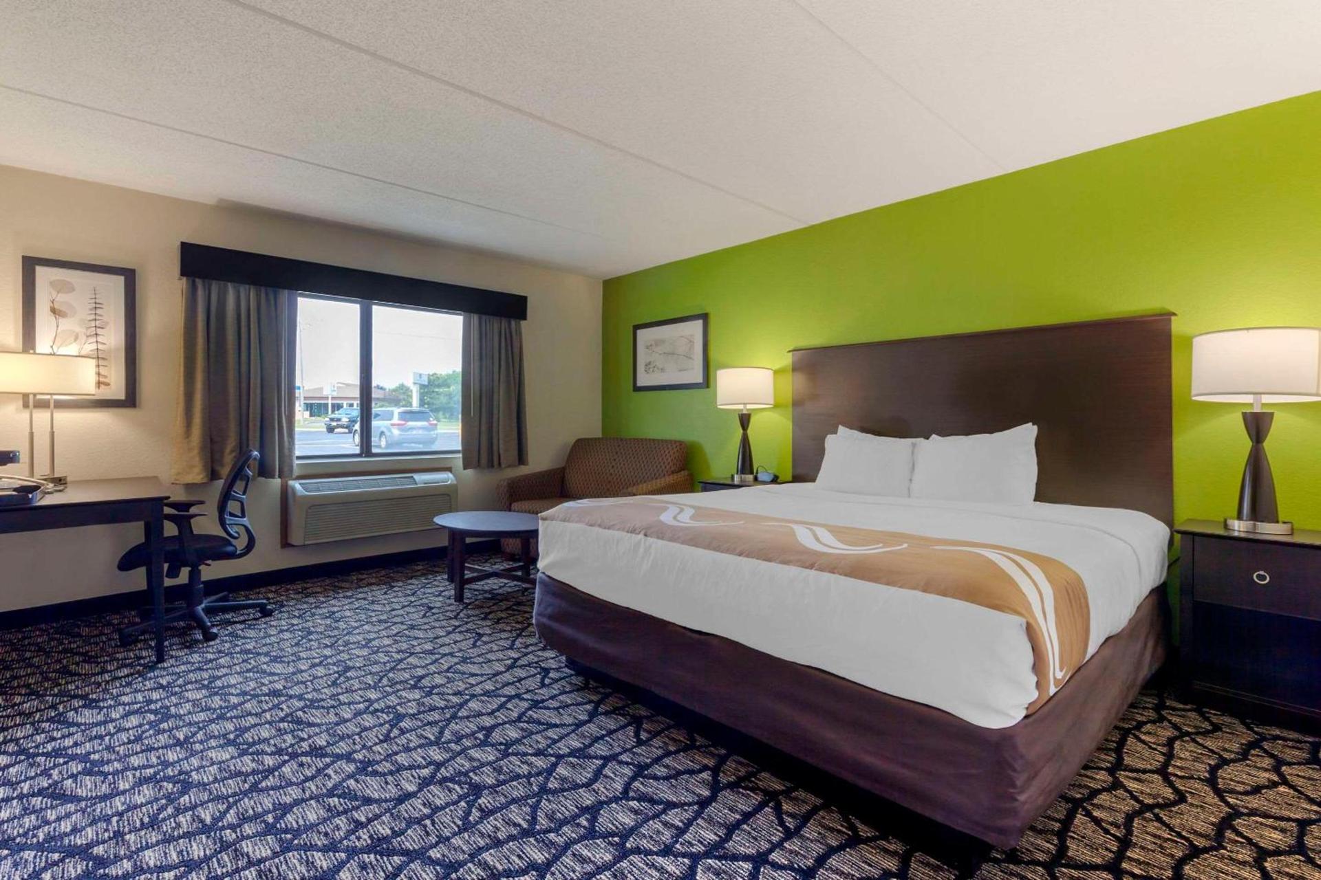 Quality Inn Oshkosh Aviation Park photo 30