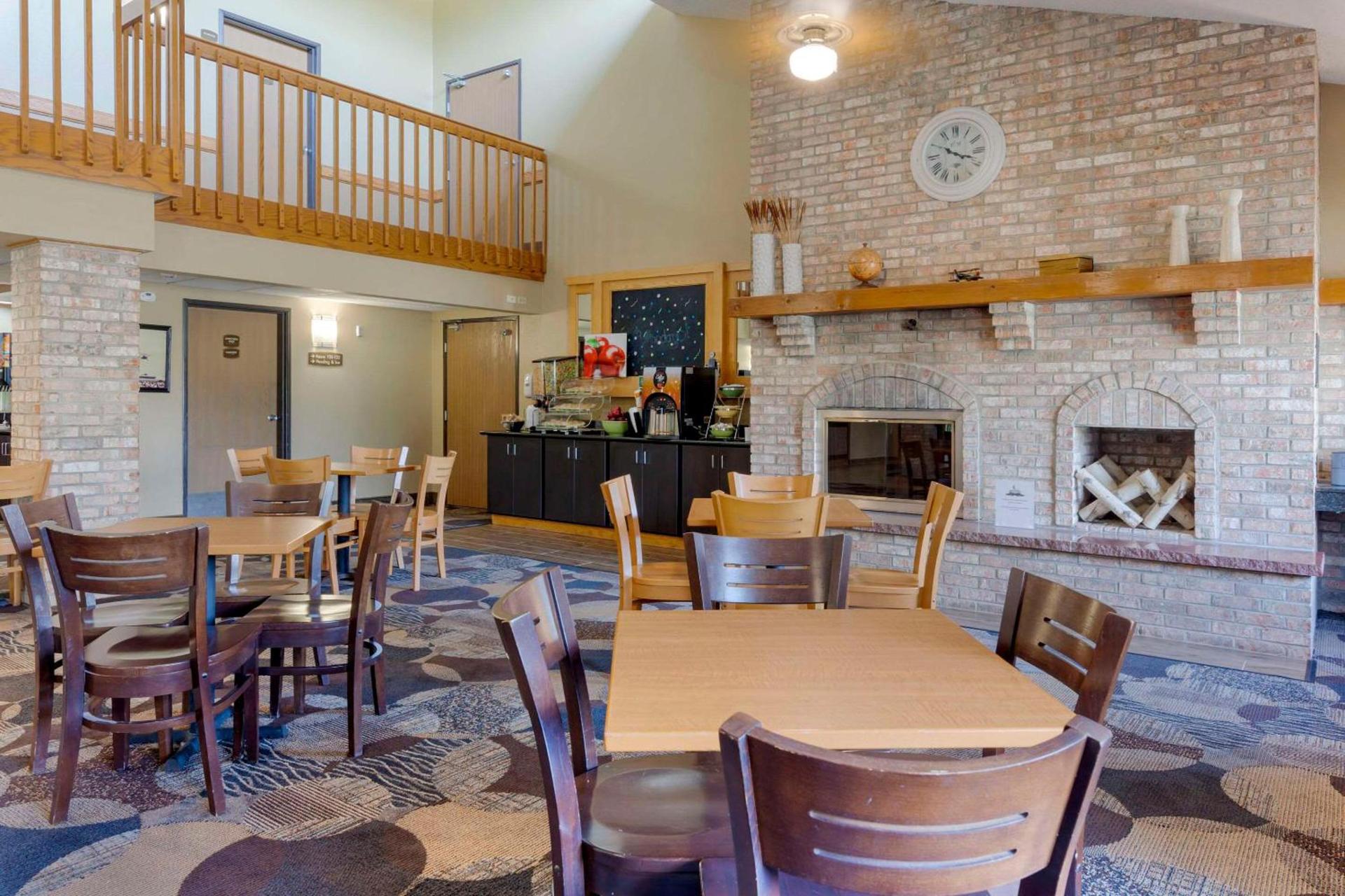 Quality Inn Oshkosh Aviation Park photo 39