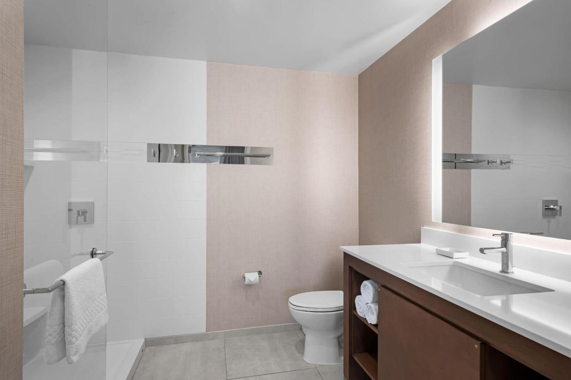 Residence Inn by Marriott Marina del Rey photo 19