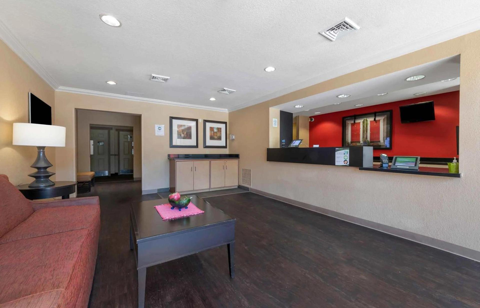 Candlewood Suites Jacksonville Southpoint photo 28