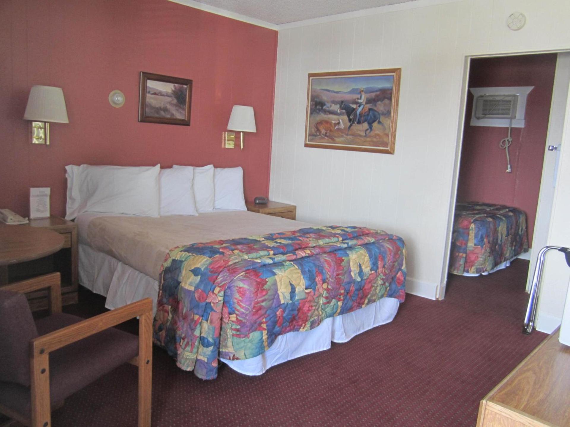 Big Horn Motel photo 54