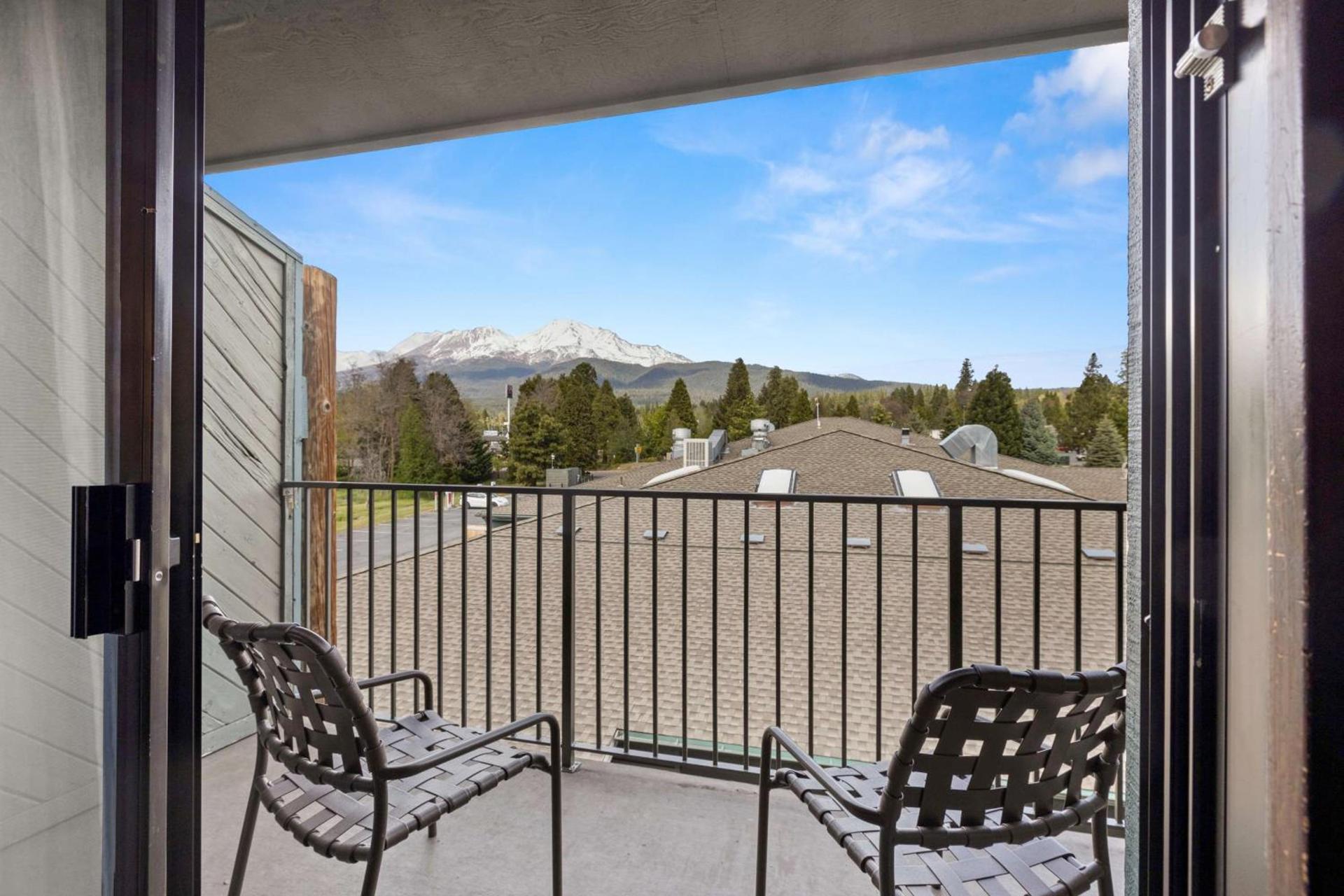 Best Western Plus Tree House photo 5