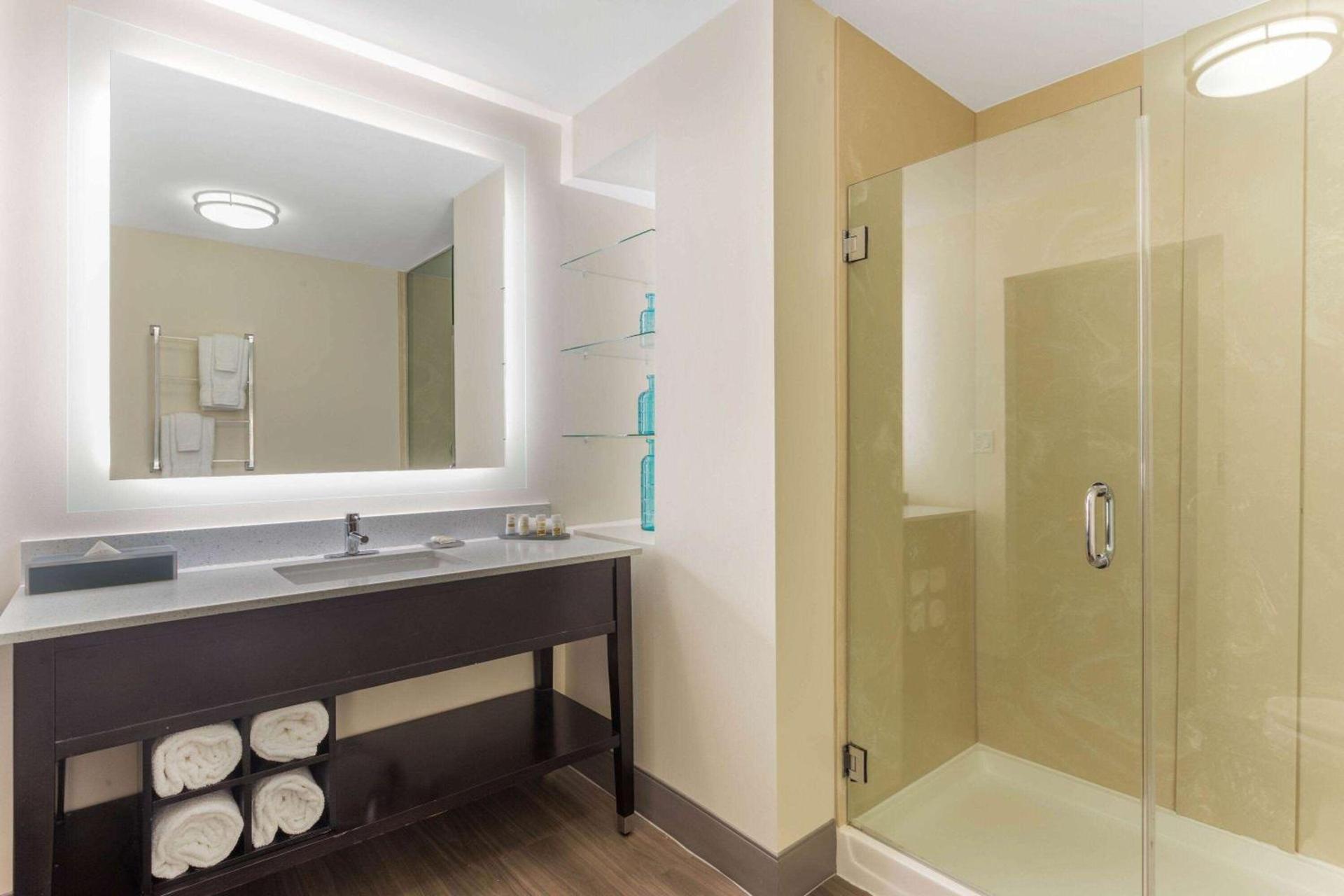 La Quinta Inn & Suites by Wyndham Chicago Downtown photo 38