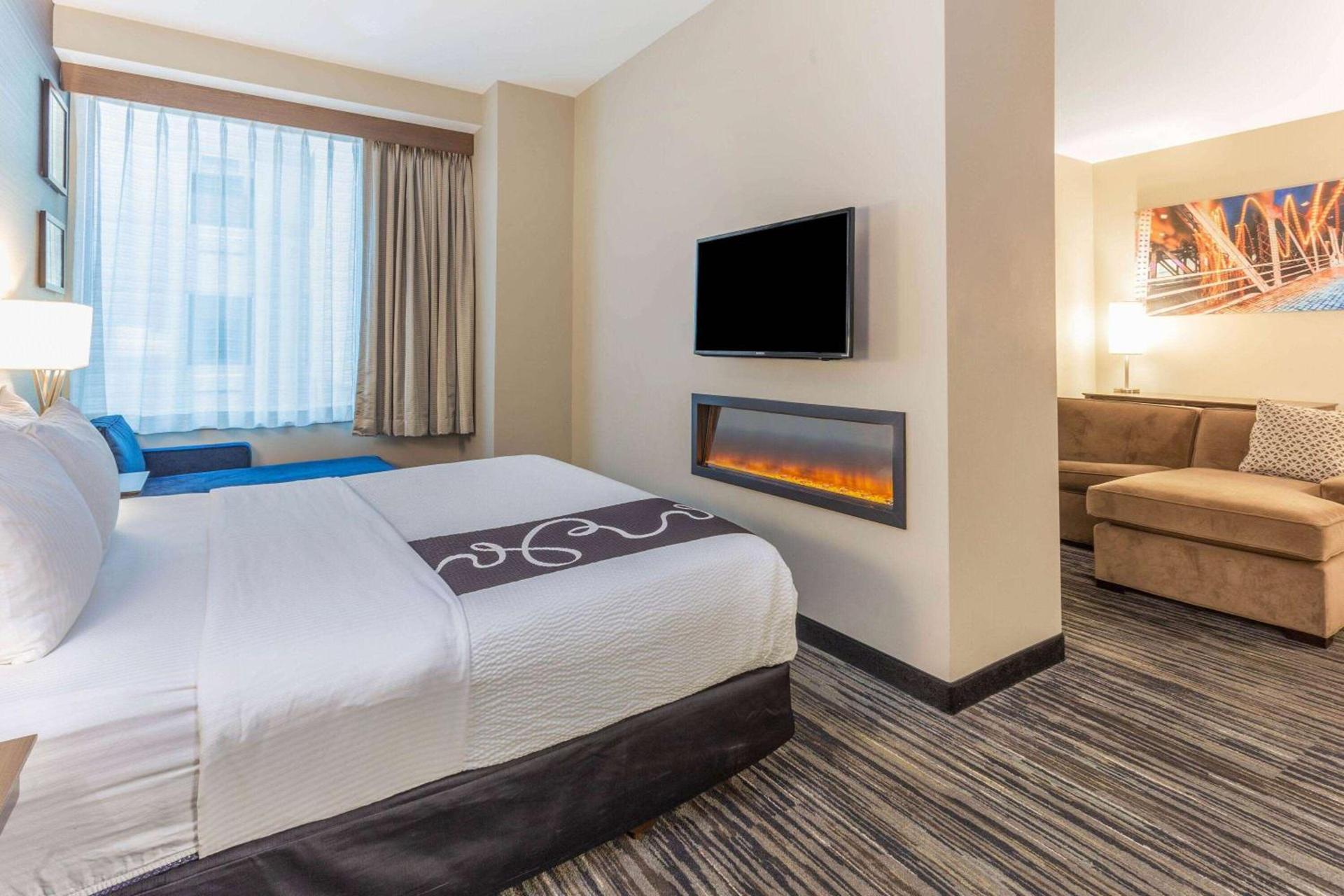 La Quinta Inn & Suites by Wyndham Chicago Downtown photo 52