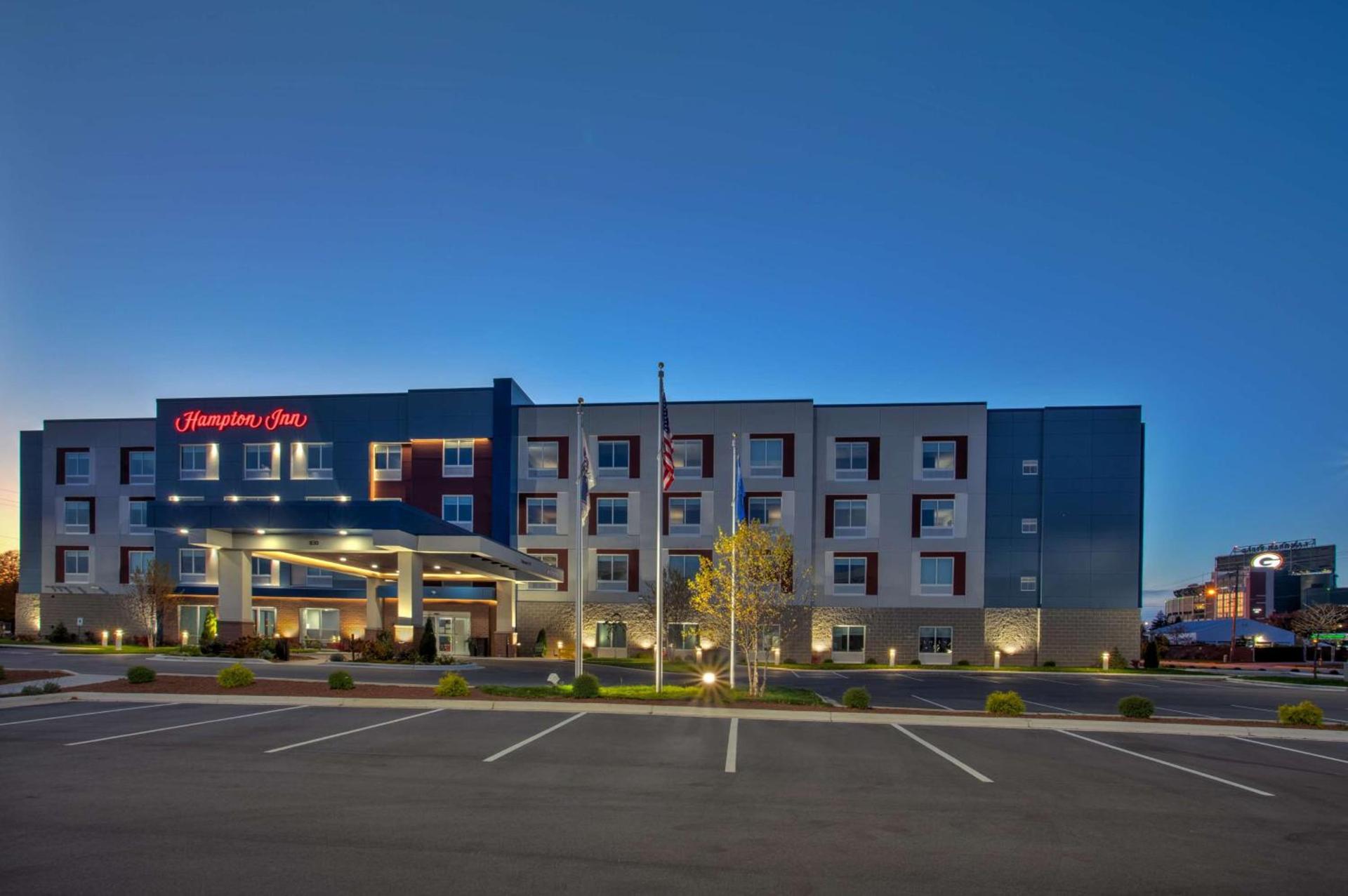 Hampton Inn Green Bay Stadium, Wi photo 2