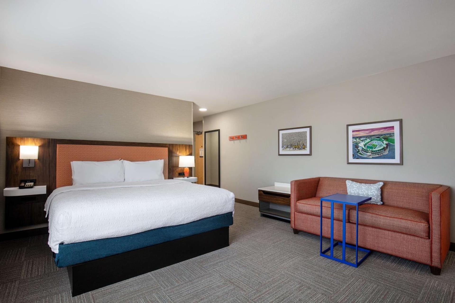 Hampton Inn Green Bay Stadium, Wi photo 15