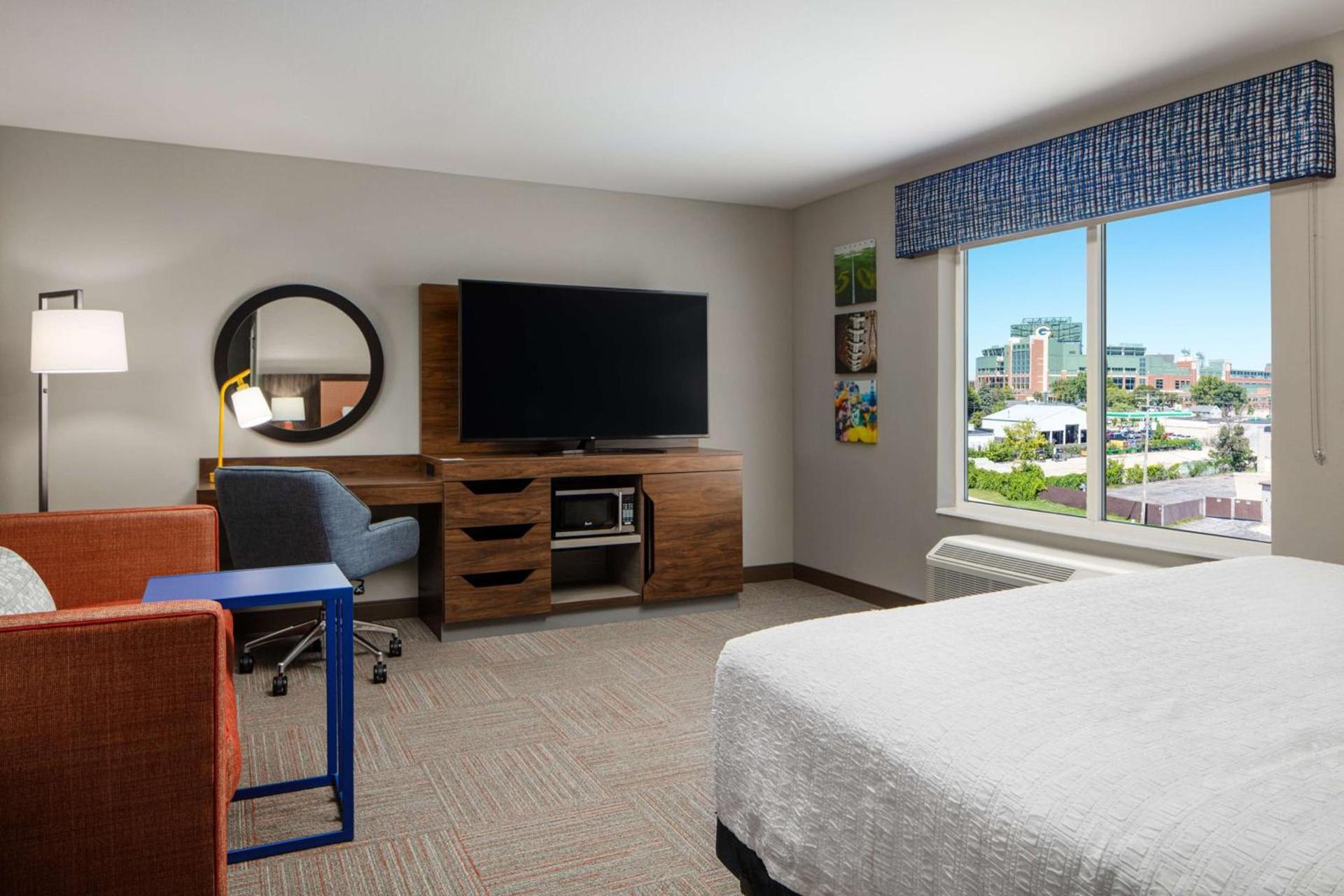 Hampton Inn Green Bay Stadium, Wi photo 25