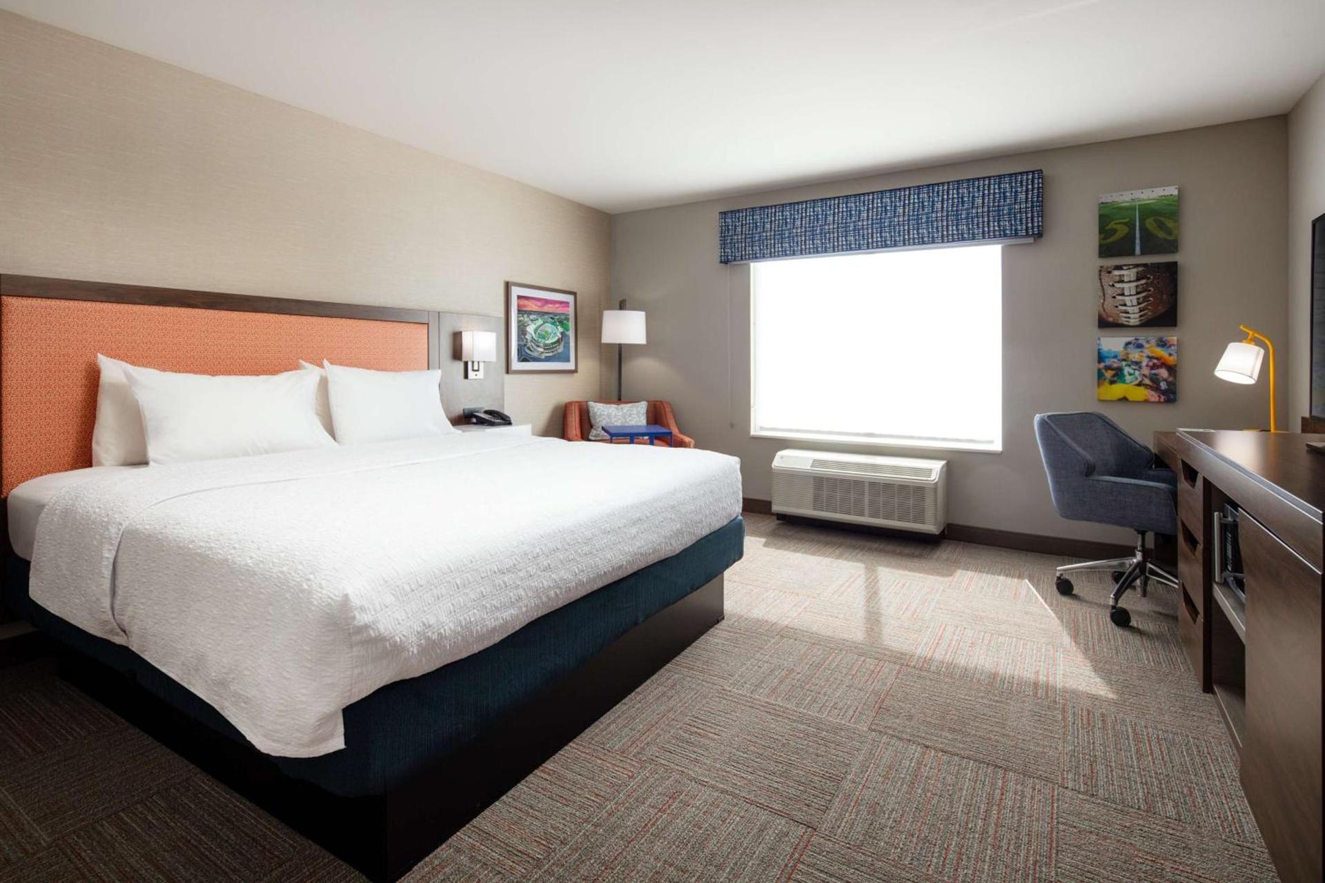 Hampton Inn Green Bay Stadium, Wi photo 26