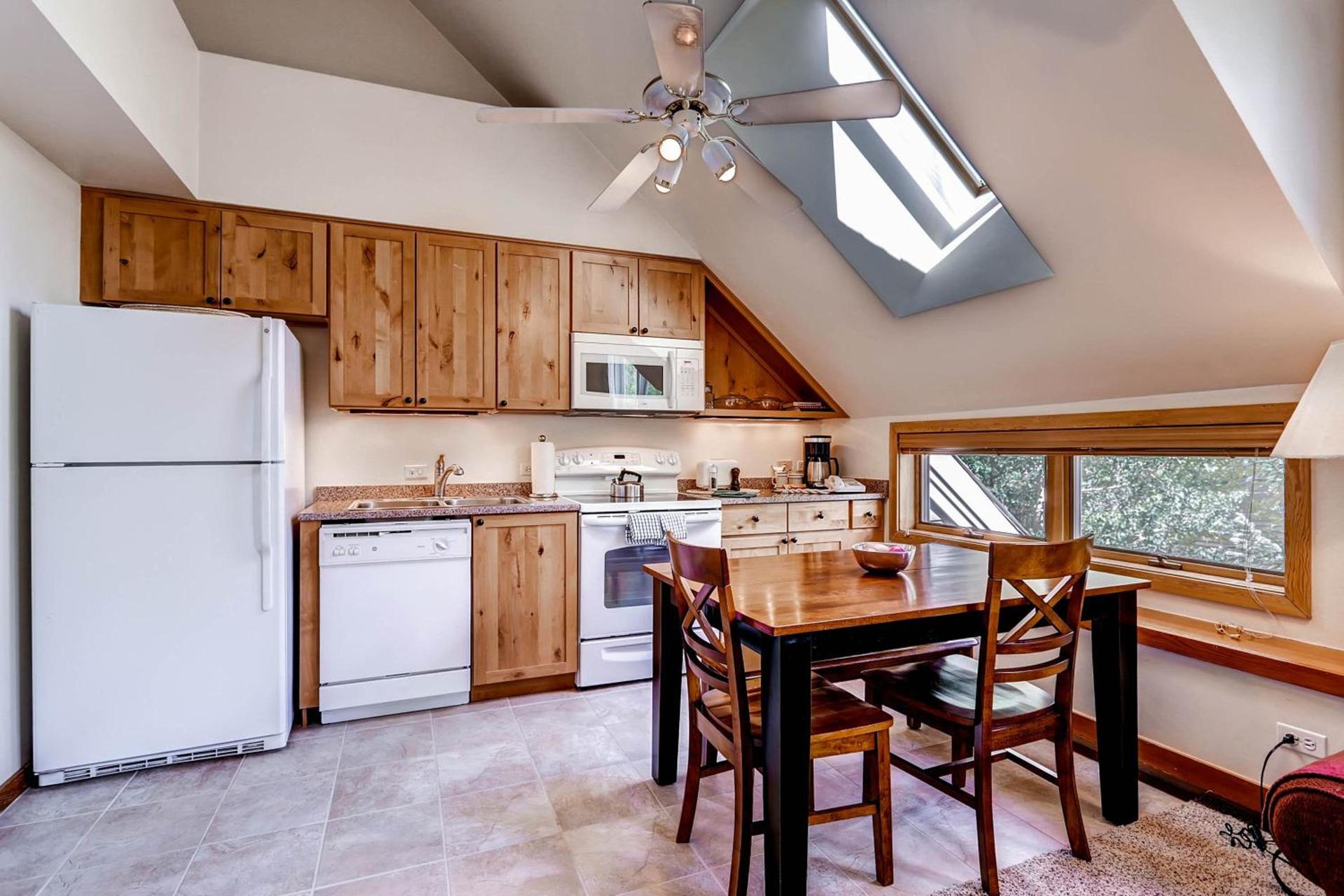 Evergreen Condominiums by Vail Resorts photo 97