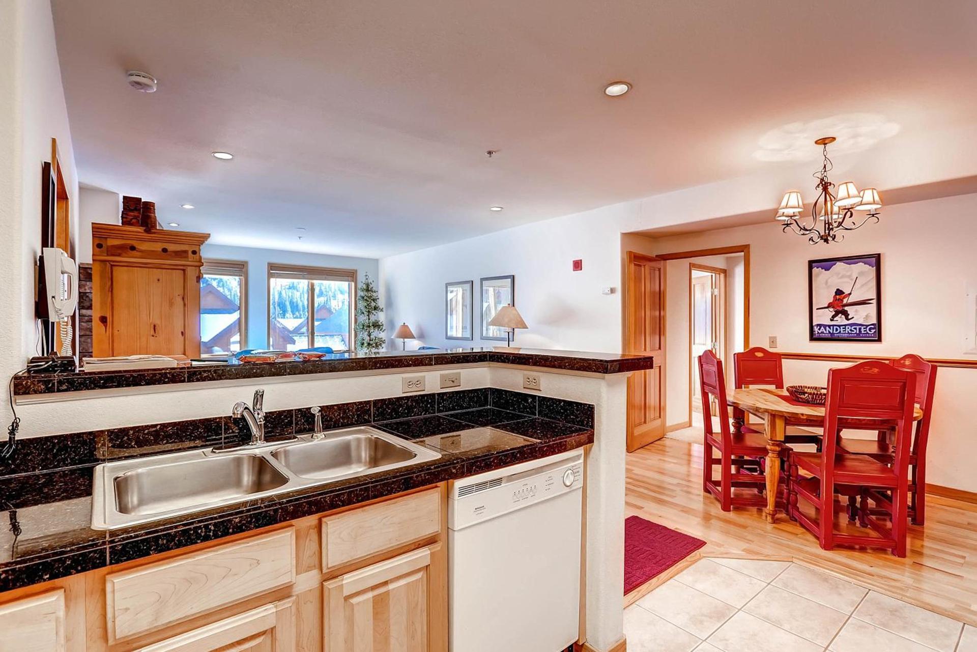 Gateway Mountain Lodge, A Vail Resorts Property photo 42