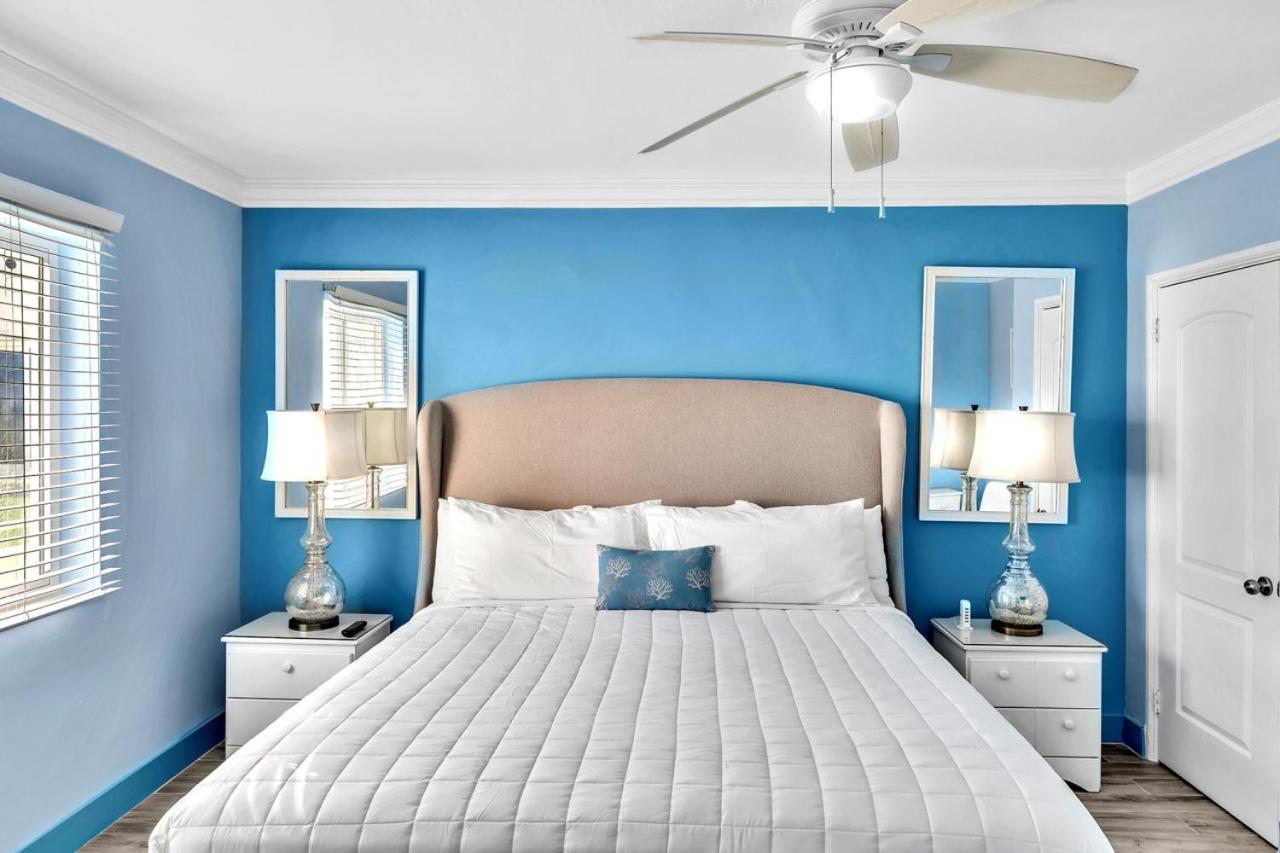 Walkabout 8 Tower Suite with Panoramic Ocean Views photo 38