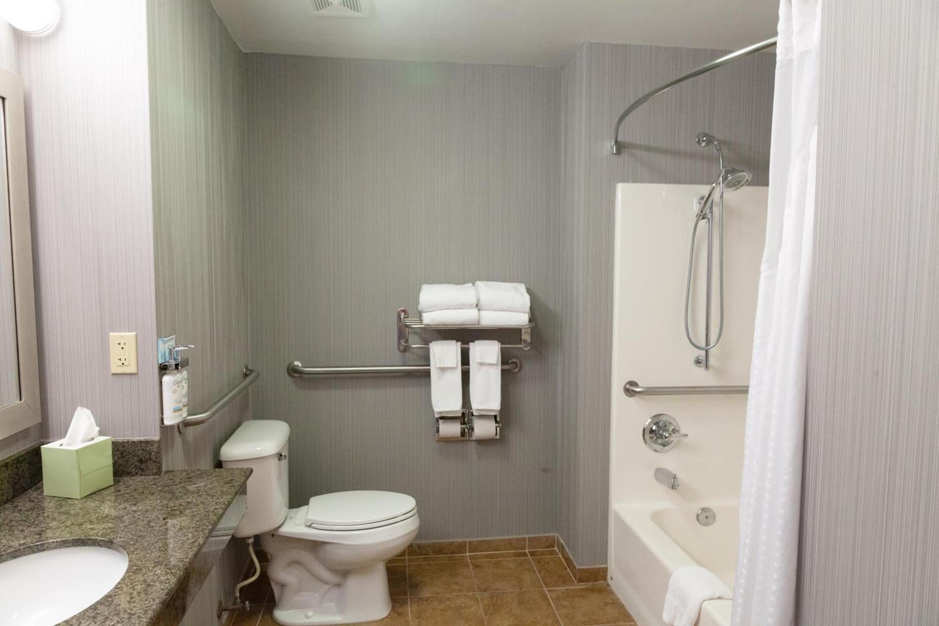 Holiday Inn Express Jackson by IHG photo 13