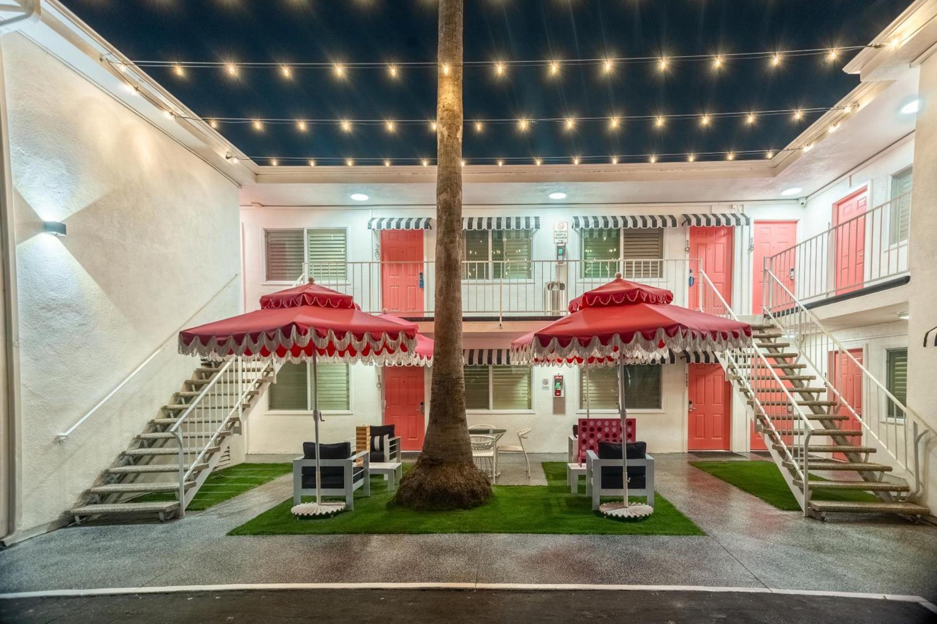 Santa Monica Hotel photo 62