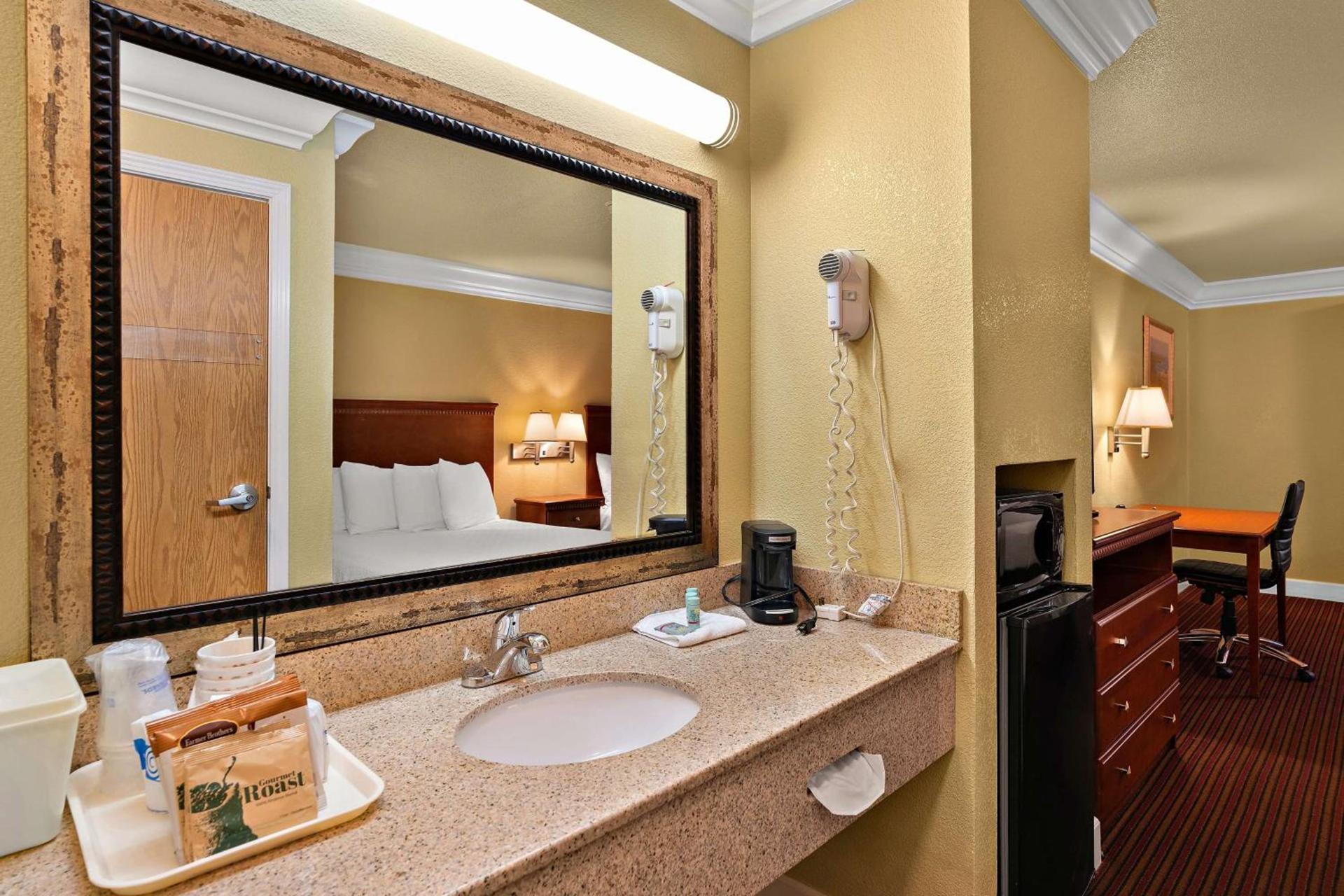 Best Western Willits Inn photo 20