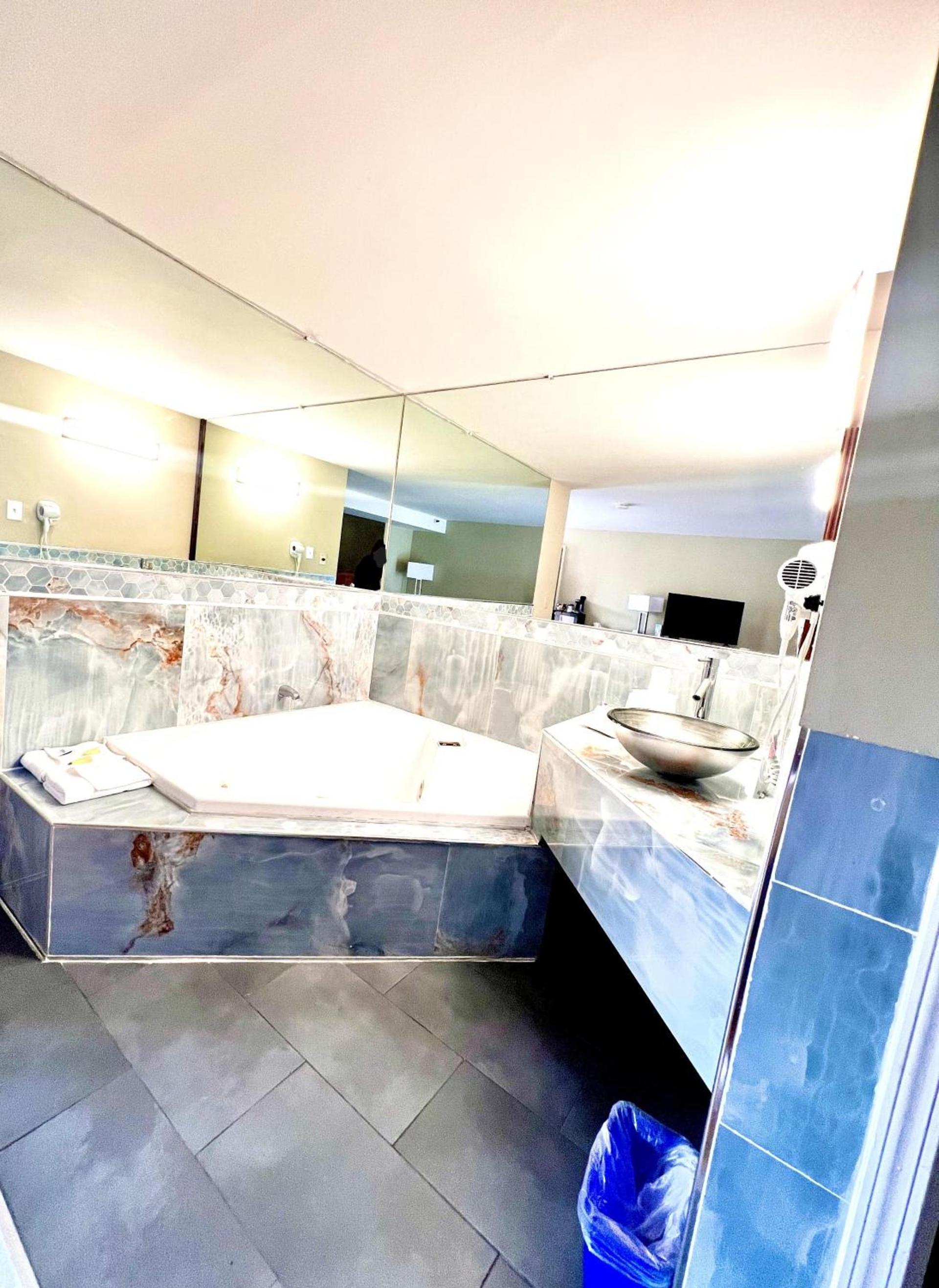 Travelodge by Wyndham Reno photo 7
