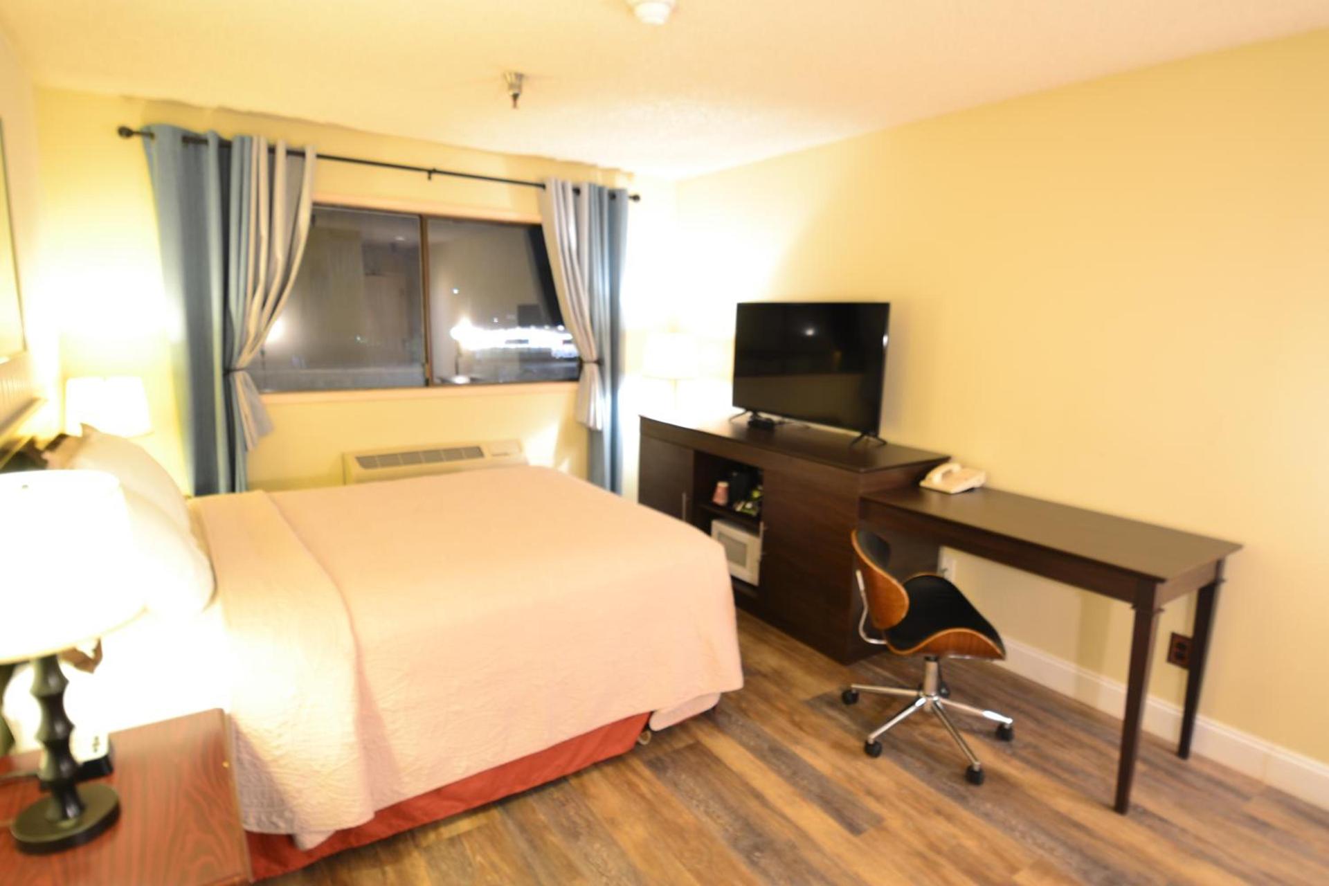 Hotel International photo 13