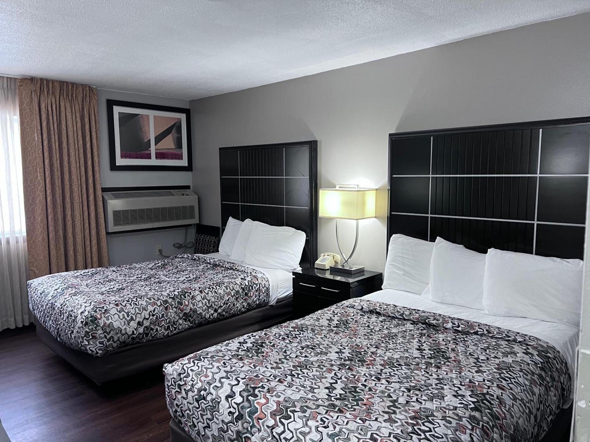 AmeriVu Inn photo 18