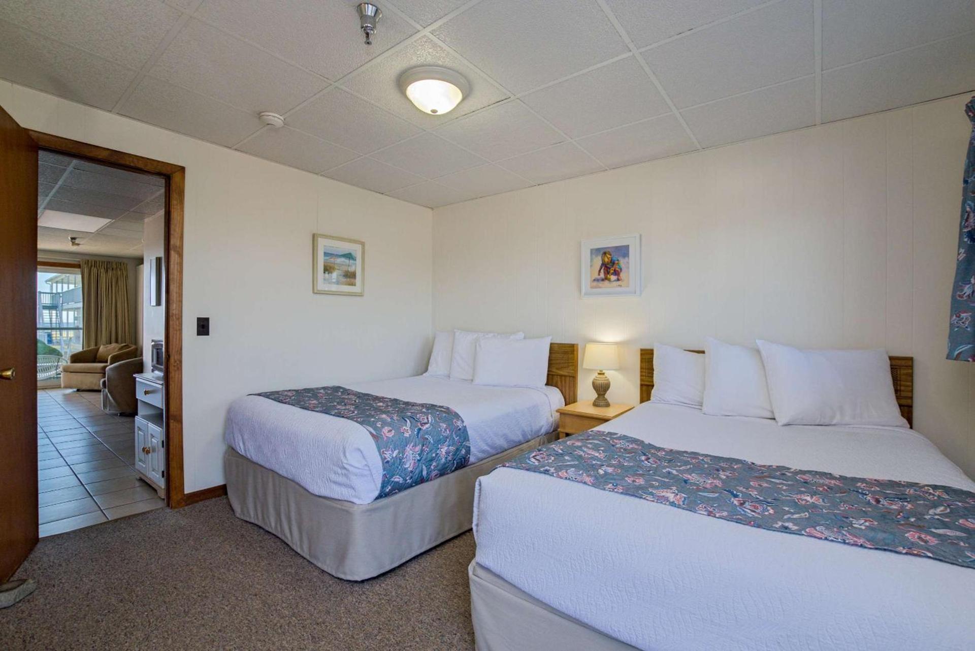 Kebek 3 Oceanside Motel photo 1