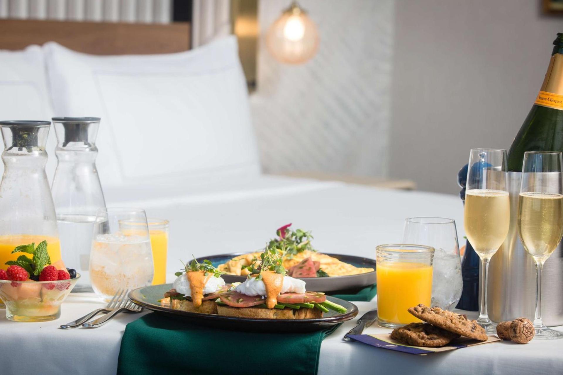 Hotel Fera Anaheim, a DoubleTree by Hilton Hotel photo 20