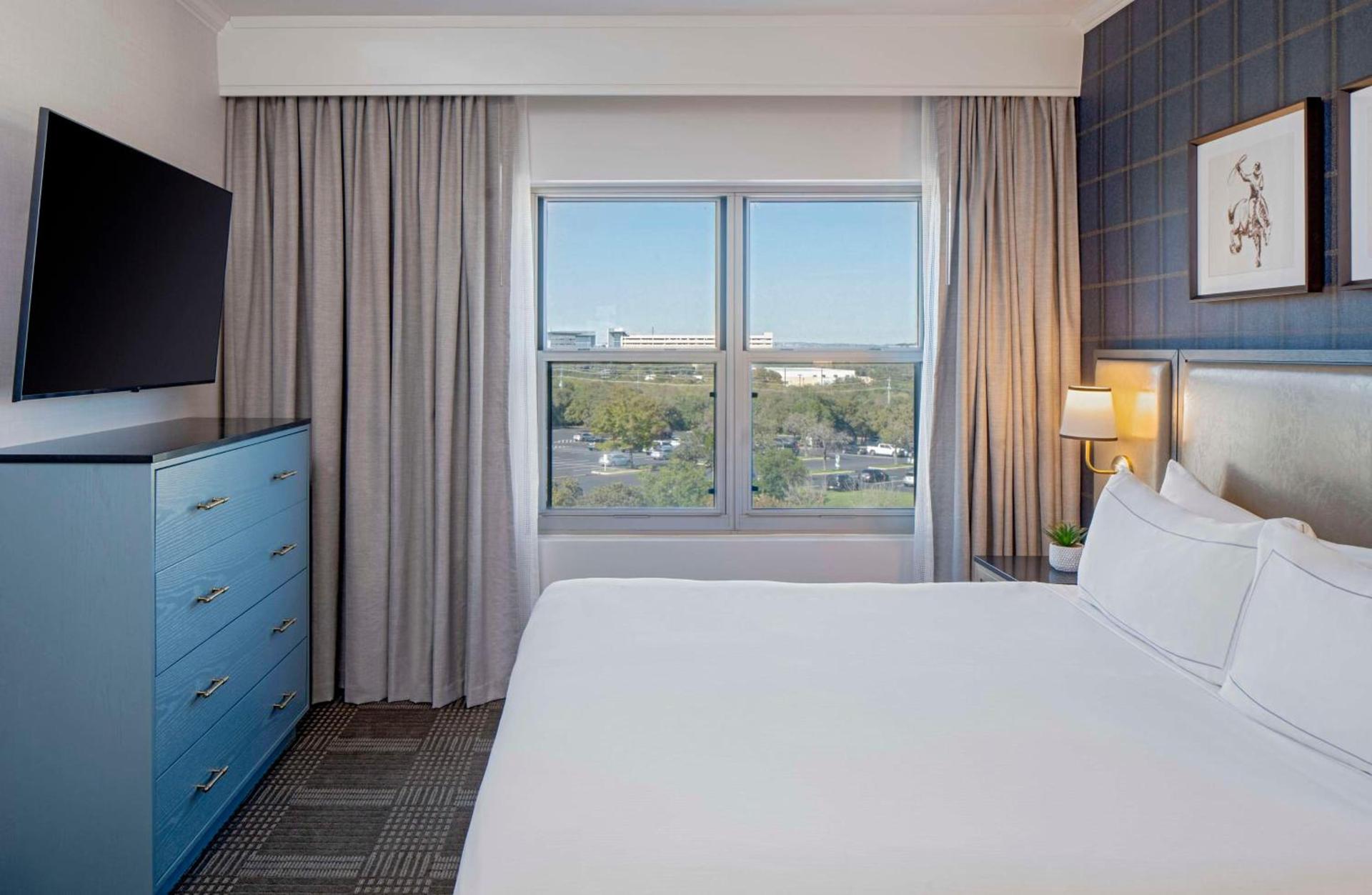 Hilton San Antonio Hill Country photo 30