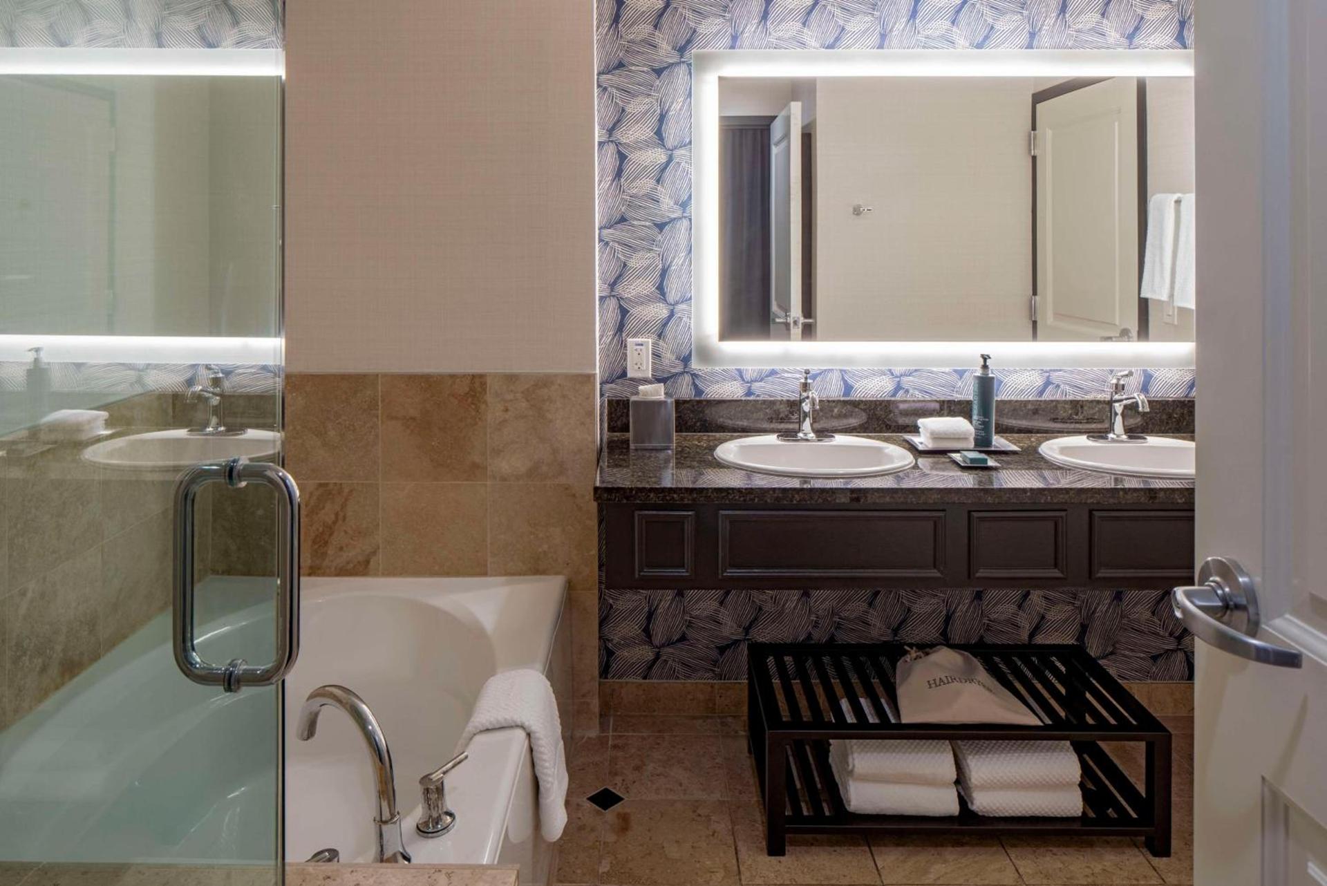 Hilton San Antonio Hill Country photo 57