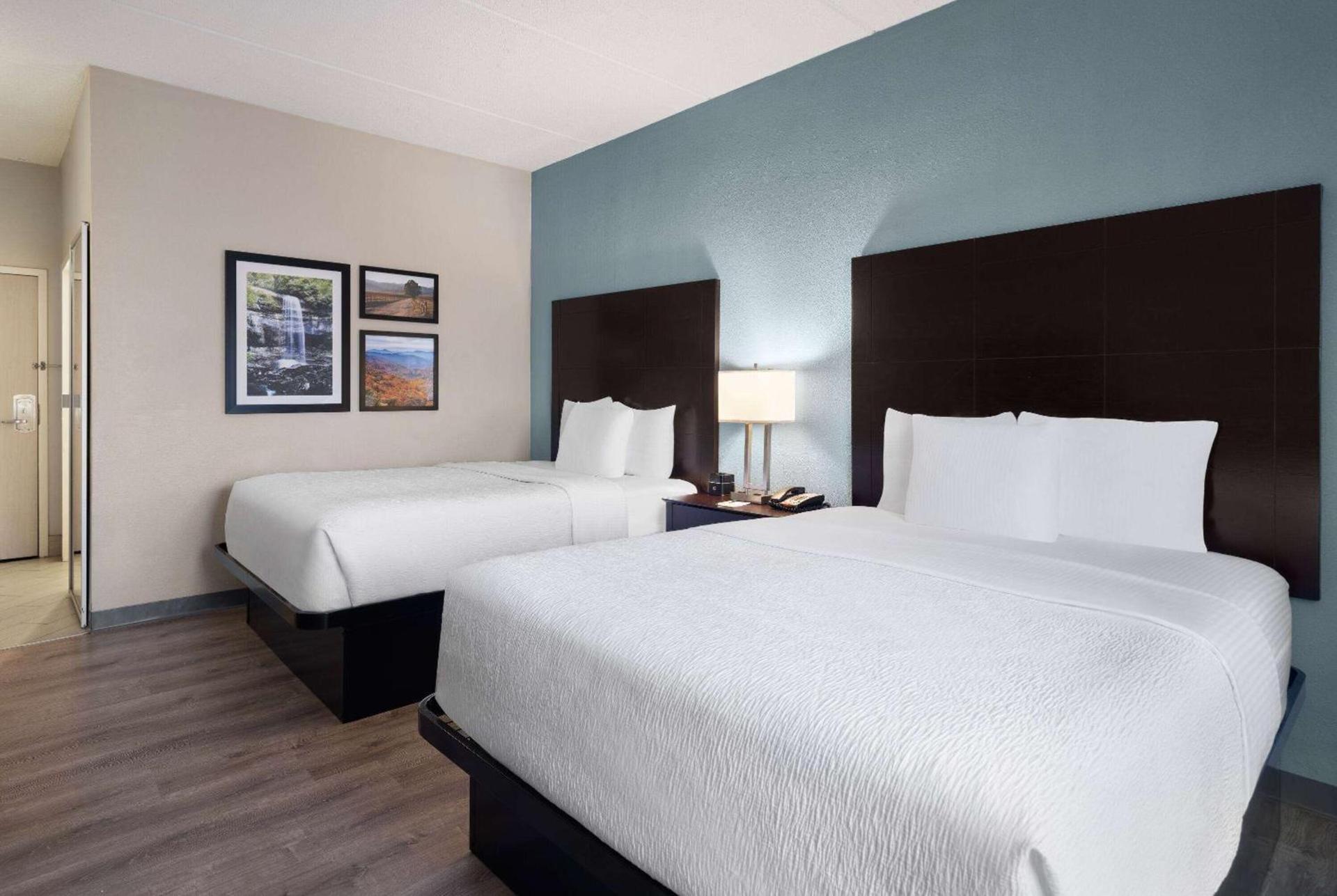 La Quinta by Wyndham Knoxville Airport photo 23