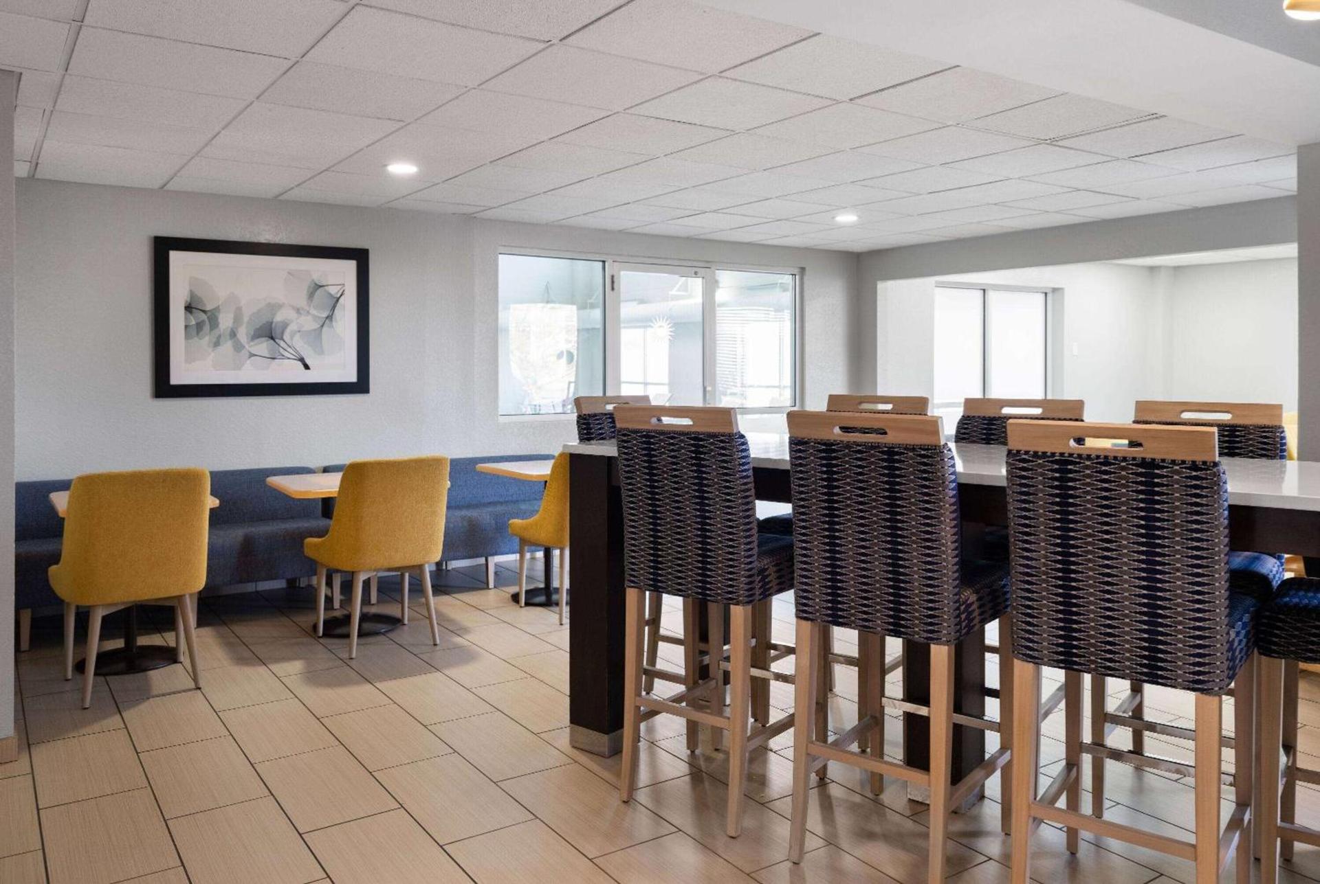 La Quinta by Wyndham Knoxville Airport photo 27