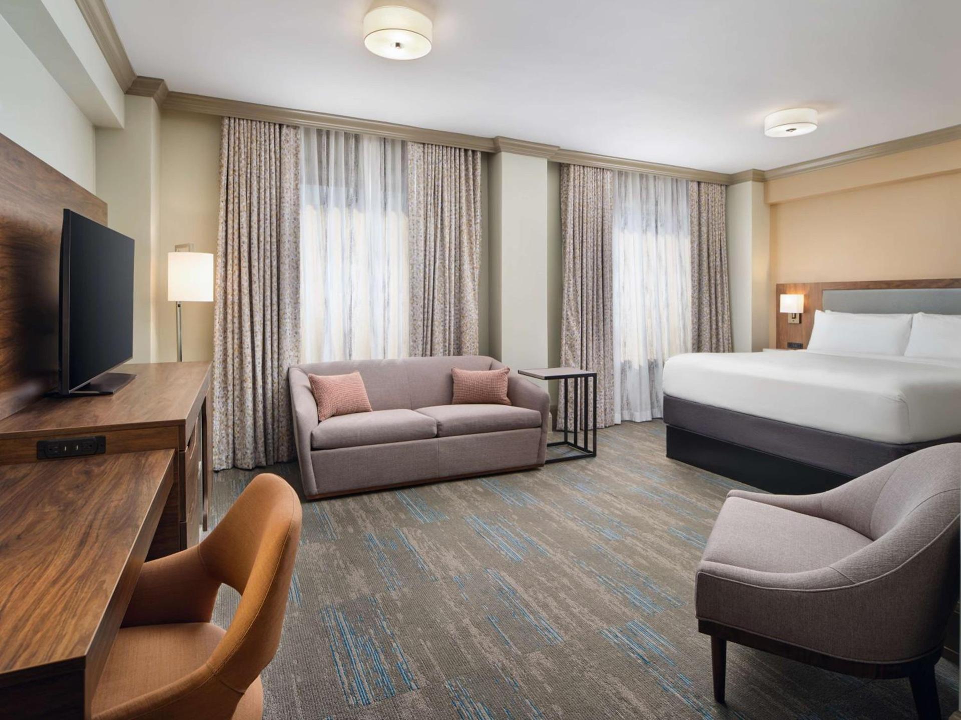 Hampton Inn & Suites New Orleans Canal St. French Quarter photo 13