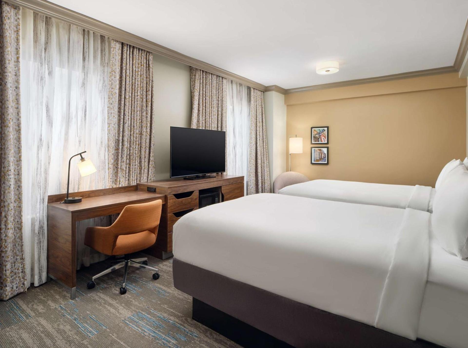 Hampton Inn & Suites New Orleans Canal St. French Quarter photo 17