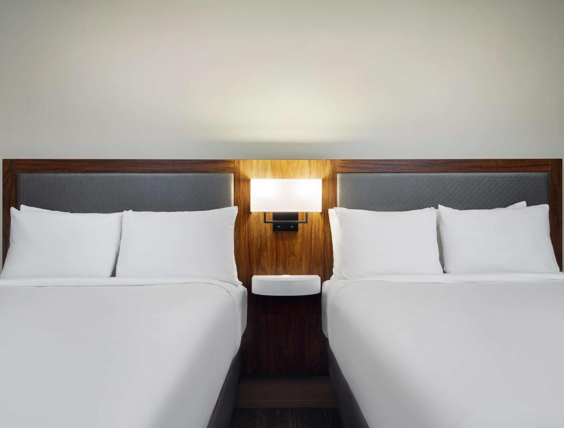 Hampton Inn & Suites New Orleans Canal St. French Quarter photo 18