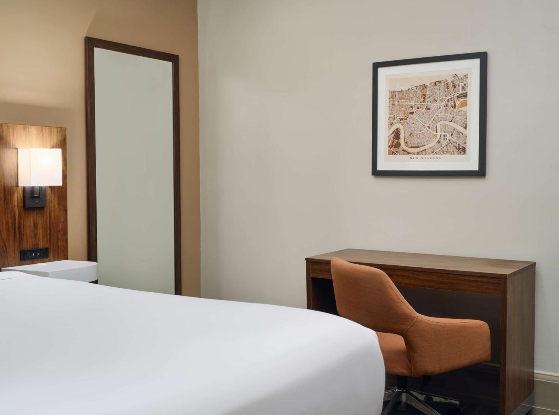 Hampton Inn & Suites New Orleans Canal St. French Quarter photo 27
