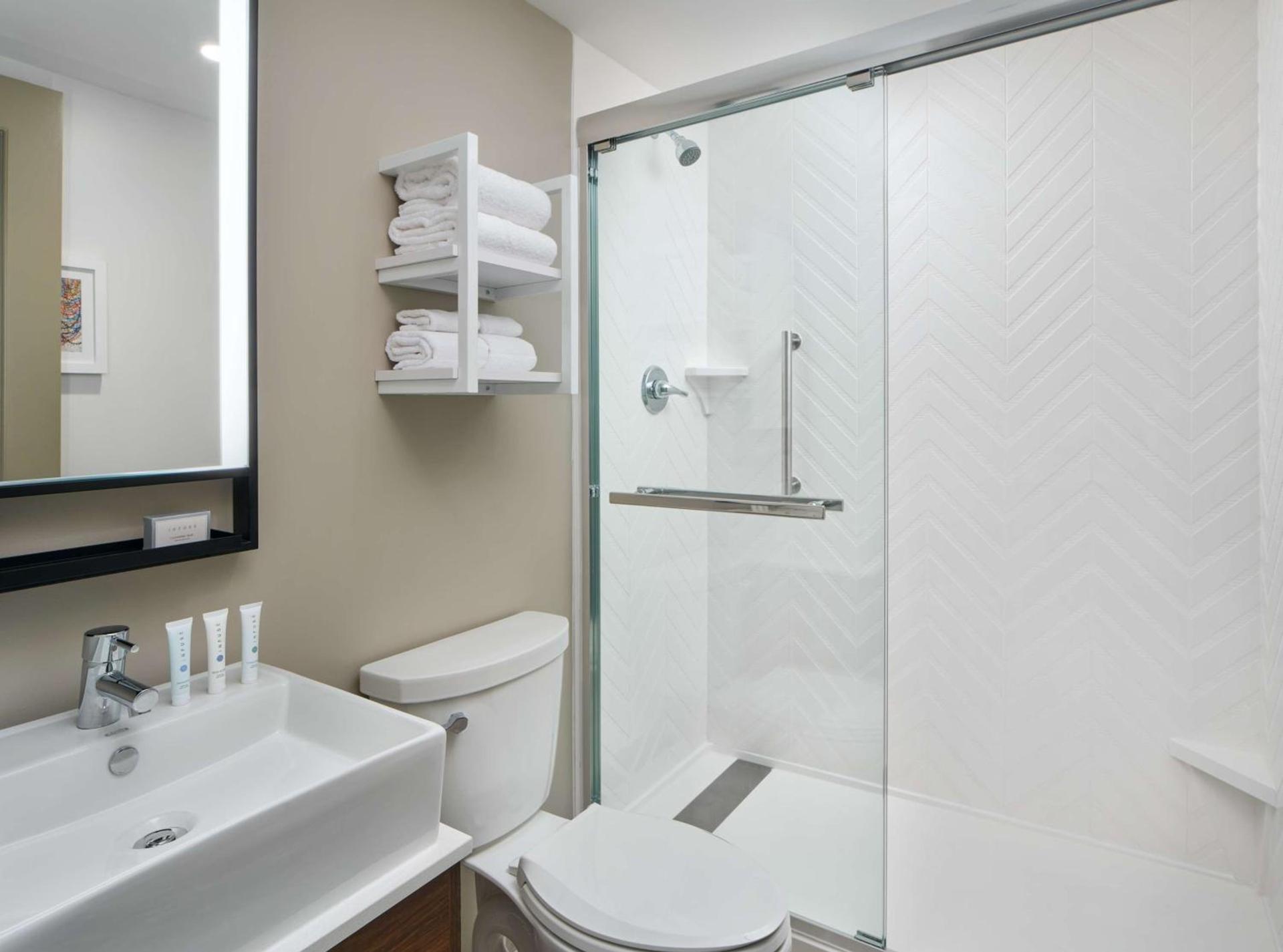 Hampton Inn & Suites New Orleans Canal St. French Quarter photo 14
