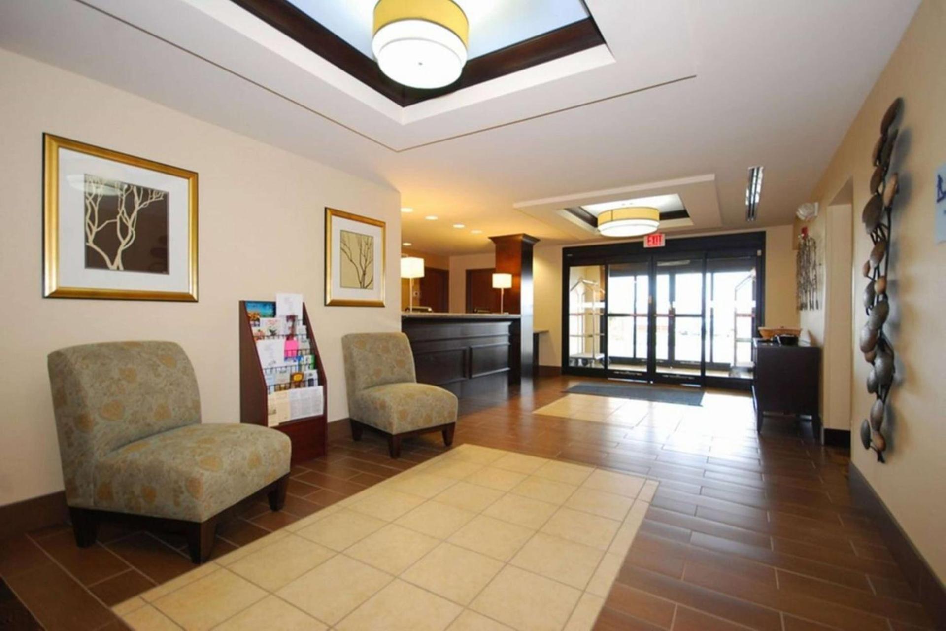 Wingate by Wyndham Kittanning photo 1