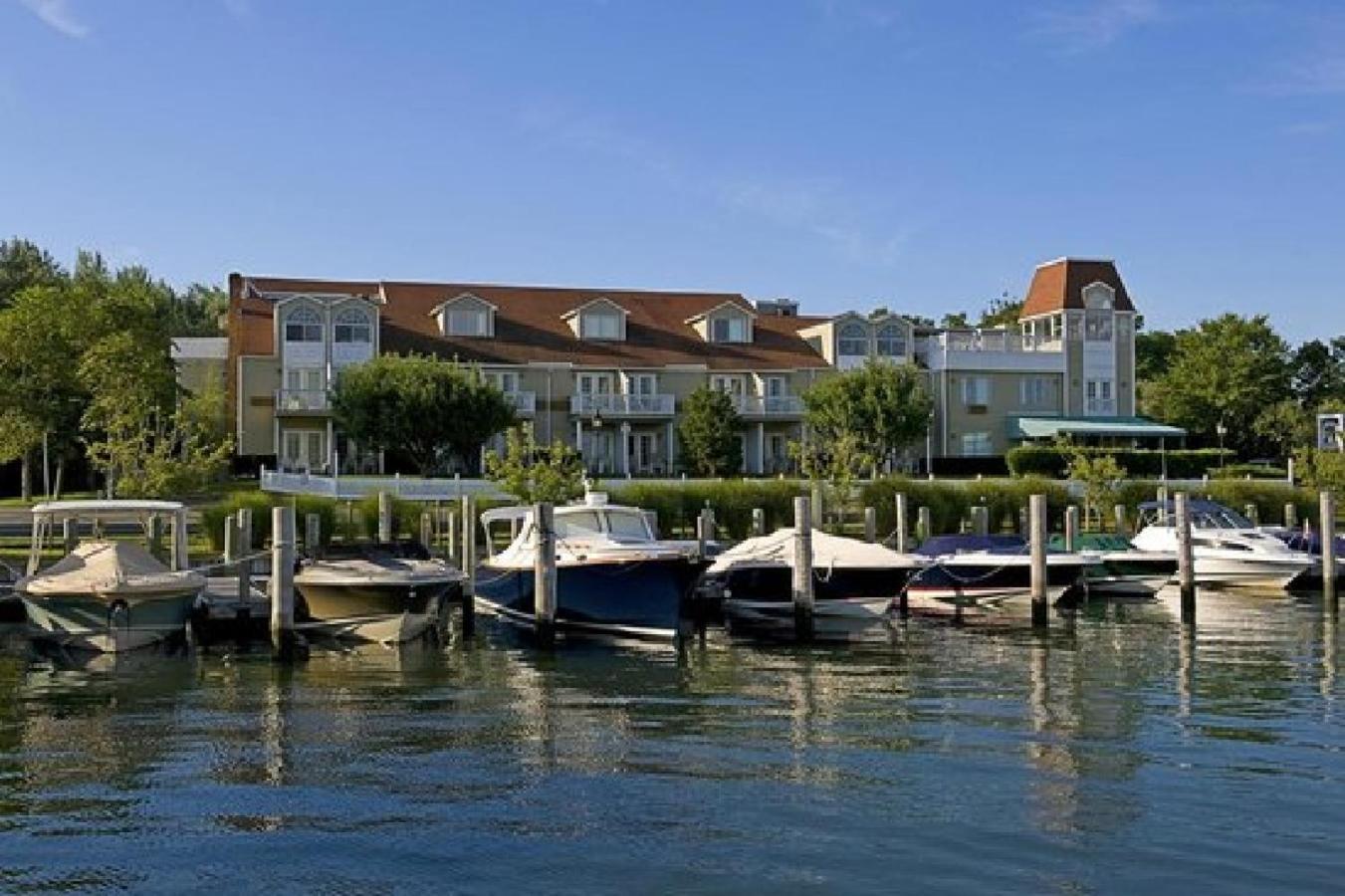 Sag Harbor Inn photo 1