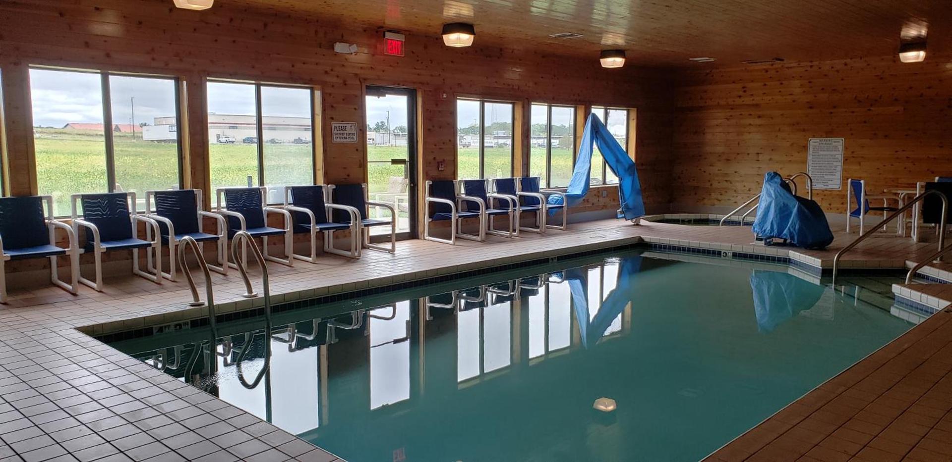 AmericInn by Wyndham Mauston photo 13