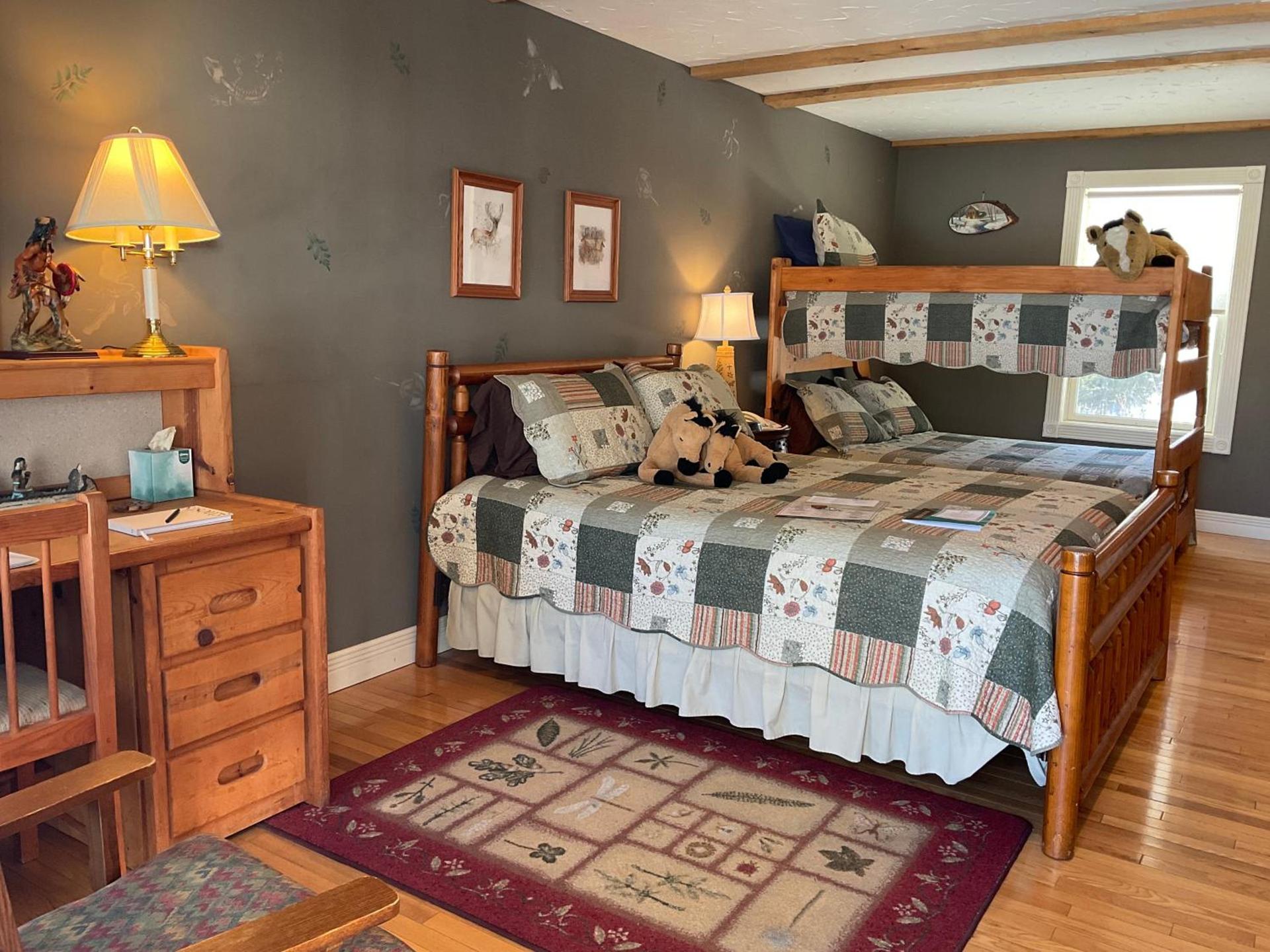 Mountain Quest Inn photo 14