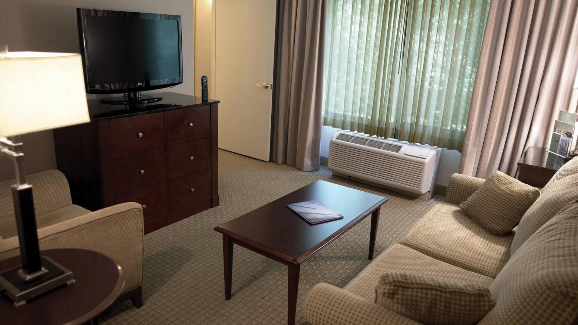 DoubleTree by Hilton Charlotte Airport photo 26