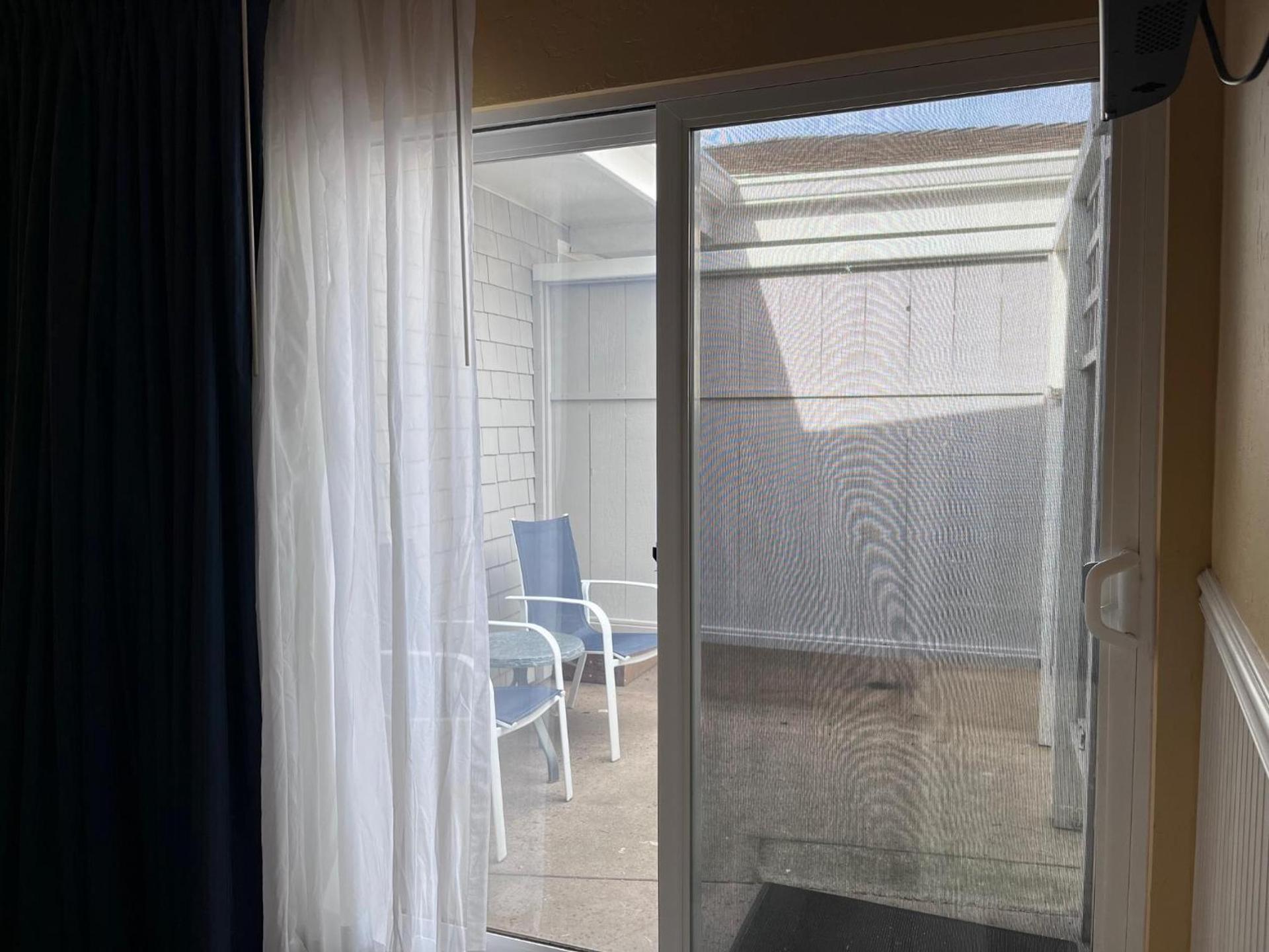 Monterey Bay Lodge photo 2
