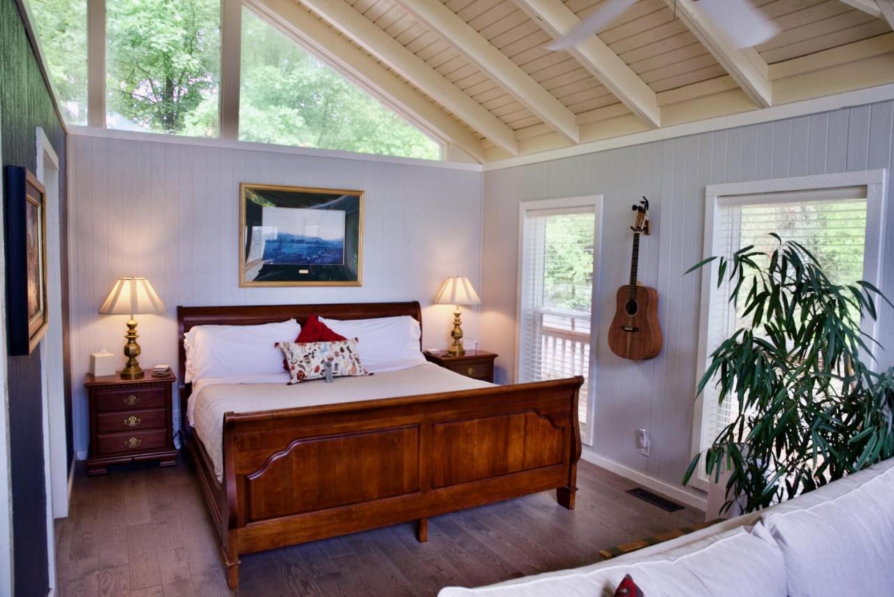Beaver Lake Cottages photo 38