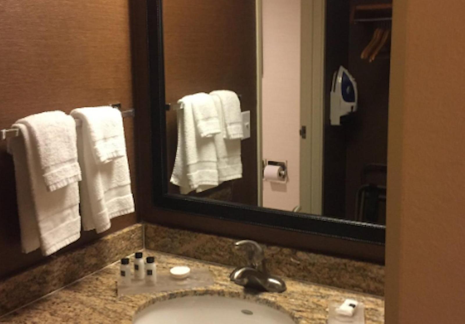 Country Inn & Suites by Radisson, Phoenix Airport, AZ photo 48