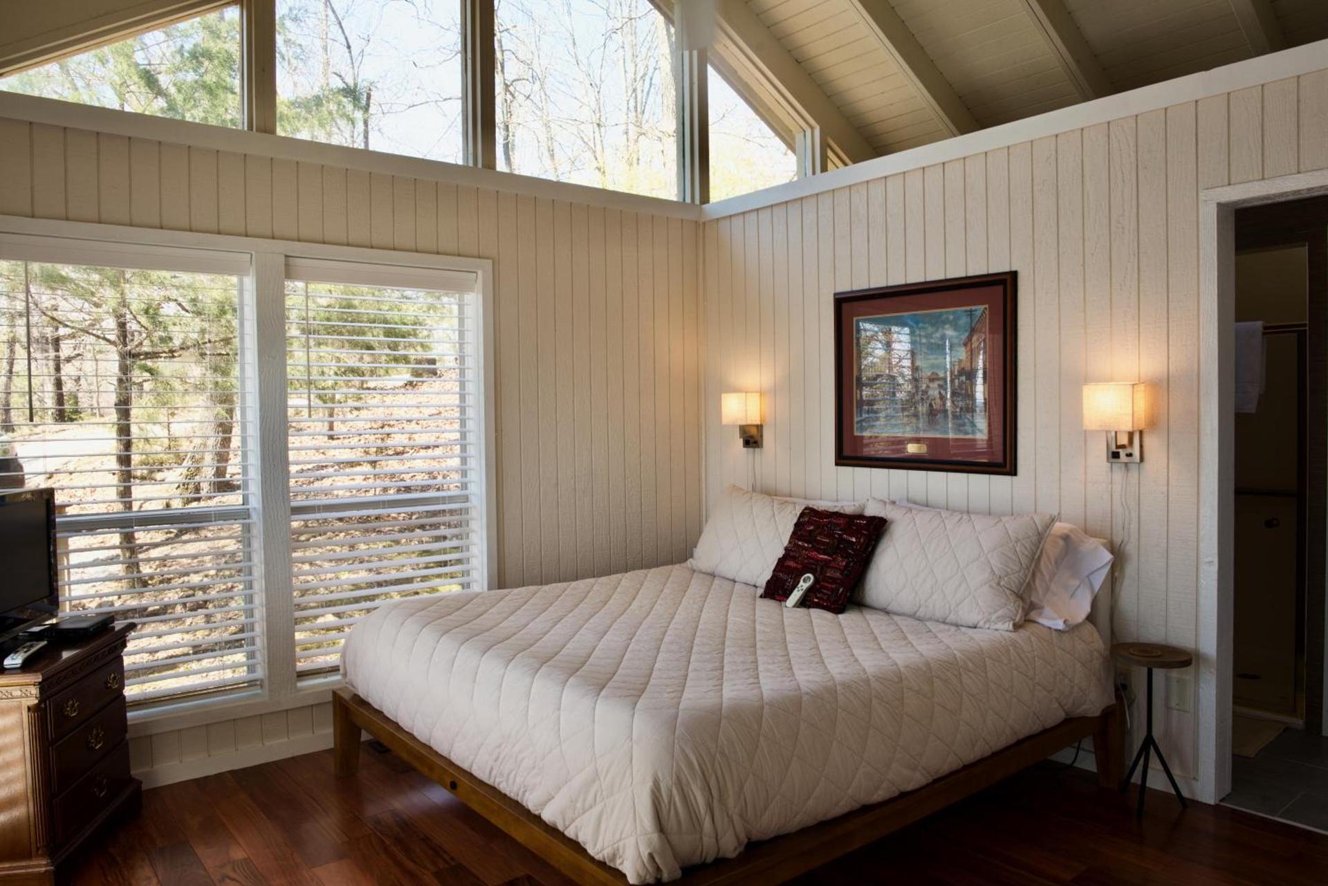 Beaver Lake Cottages photo 43
