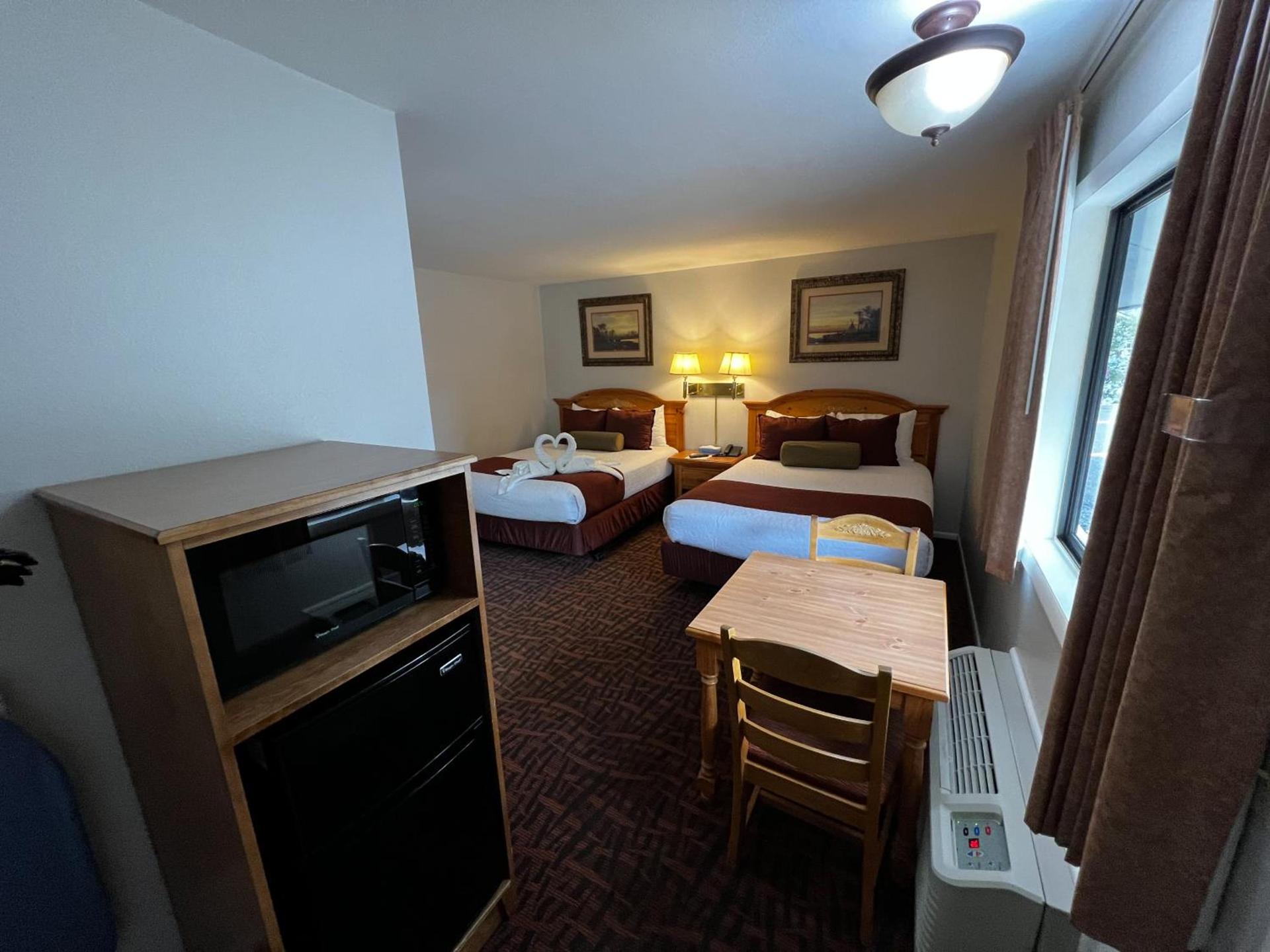Alpine Motel photo 9