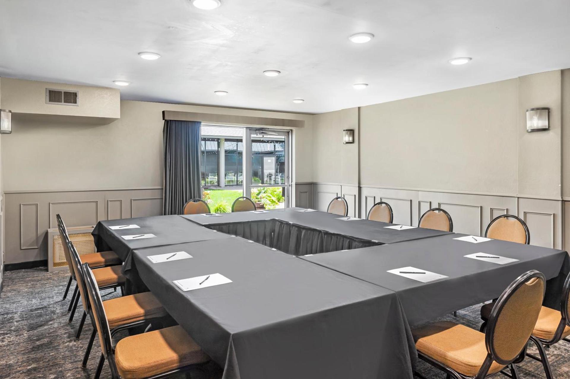 DoubleTree by Hilton Roseville Minneapolis photo 25