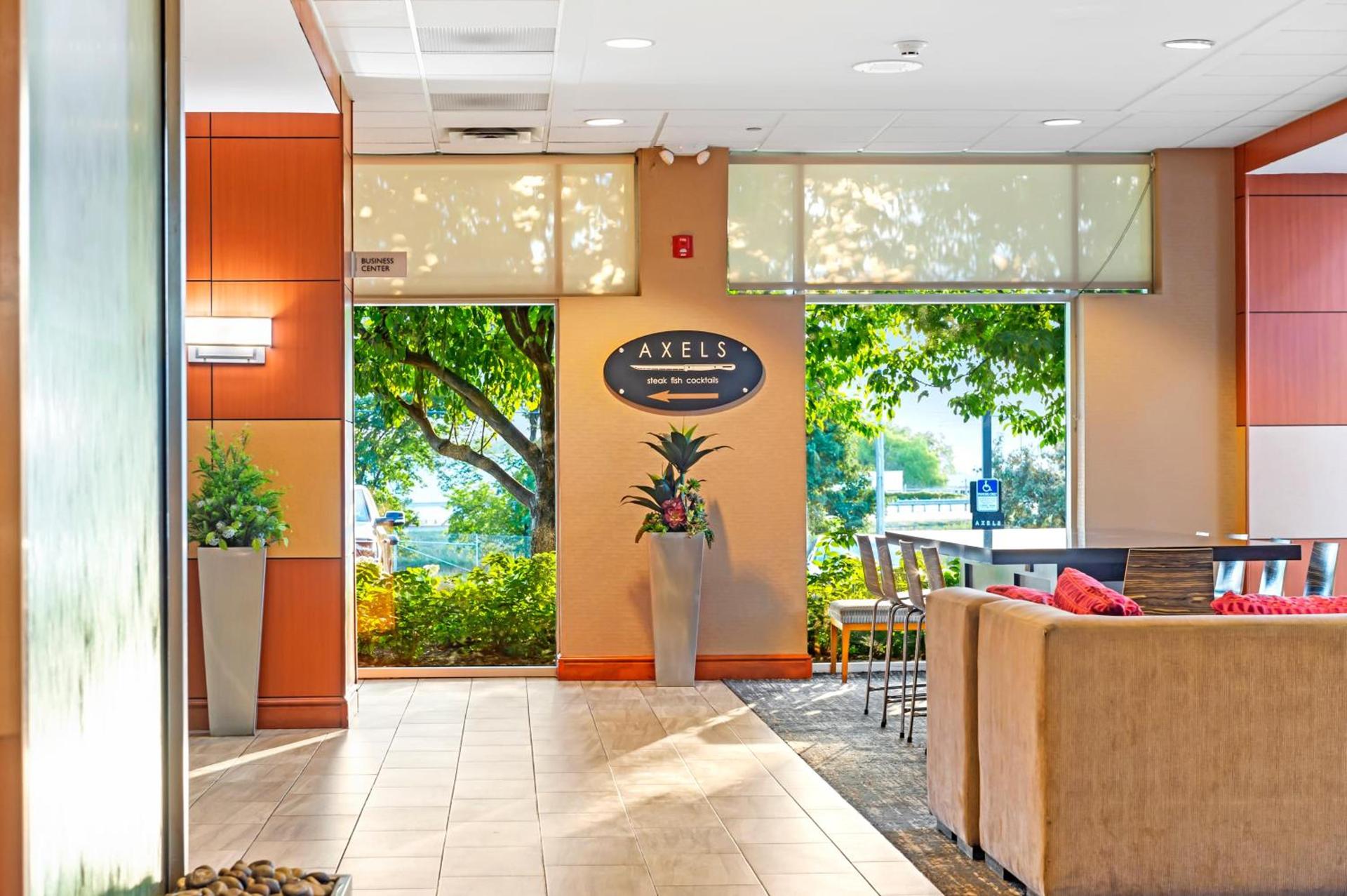 DoubleTree by Hilton Roseville Minneapolis photo 3