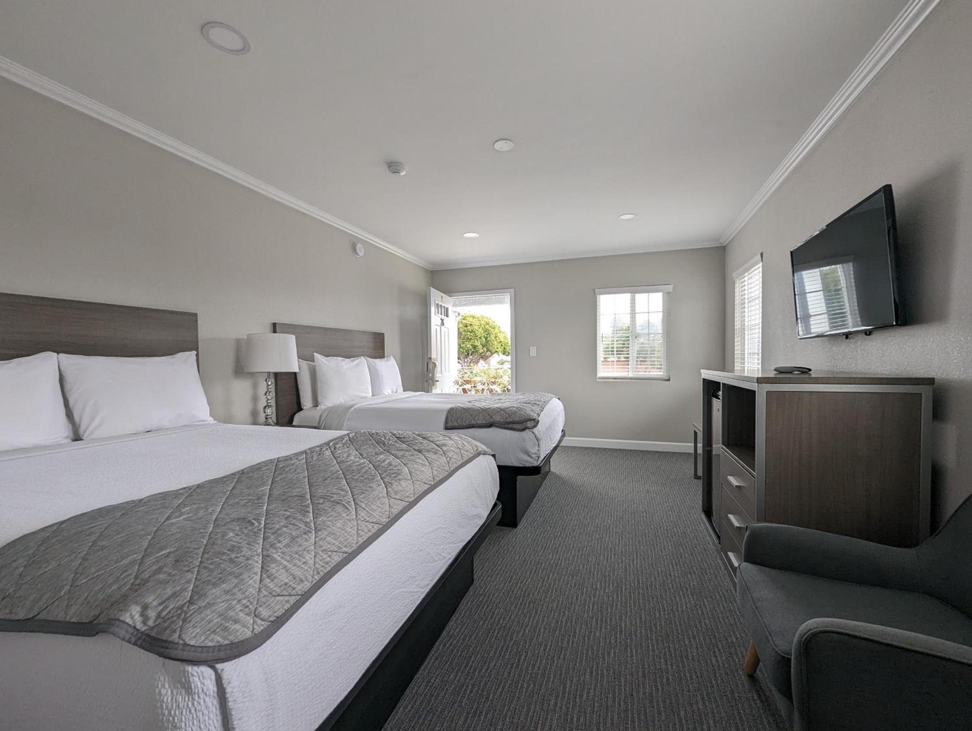 Ocean Park Inn photo 44