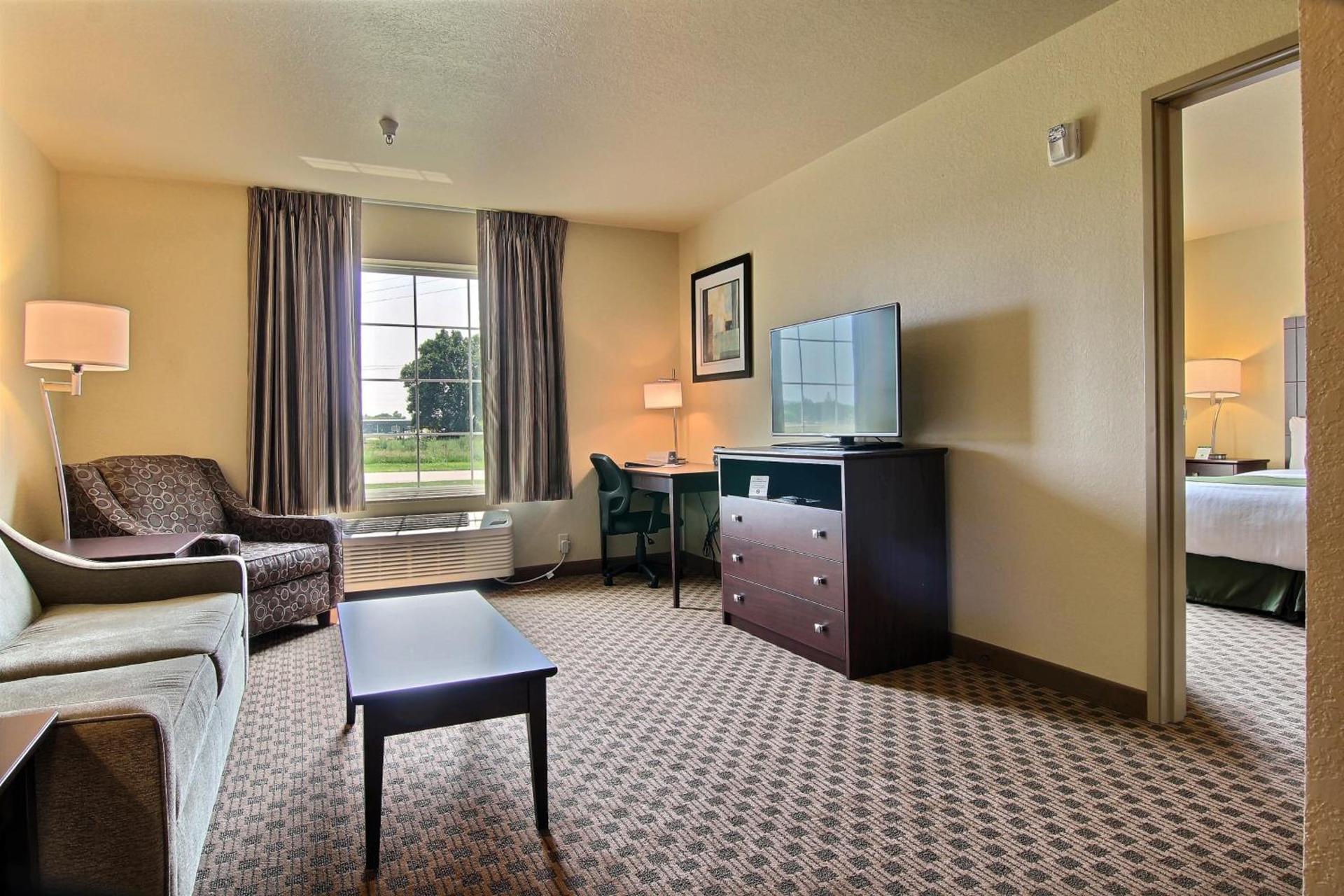 Cobblestone Inn & Suites - Linton photo 42